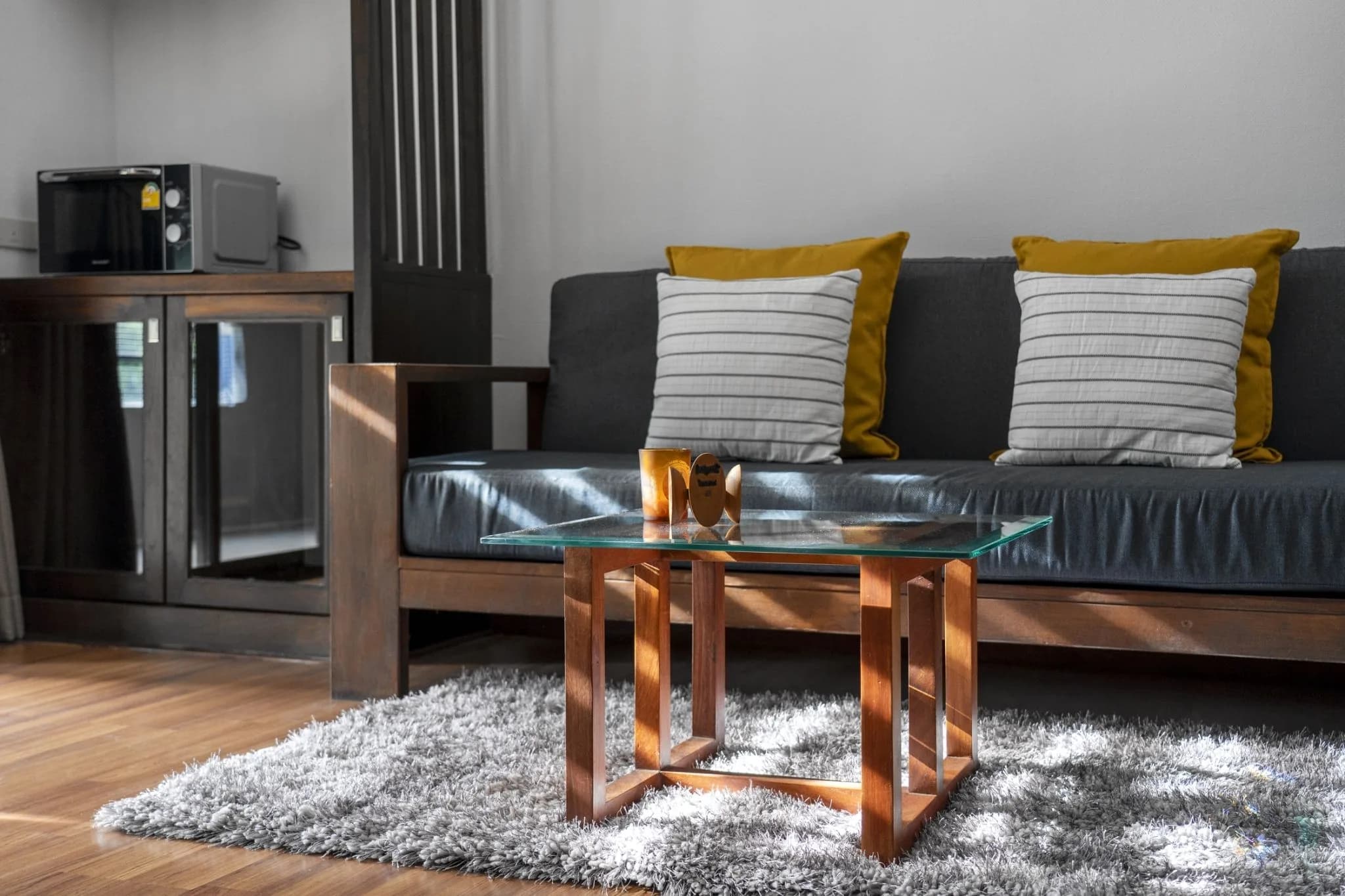 For You Apartment、ソイ Phaisan、Pracha Rat Bamphen、Huai Khwang：MRT Huai Khwang駅から約500m、プール付きのサービスアパートメント、30-58㎡のお部屋を月単位で賃貸 写真6