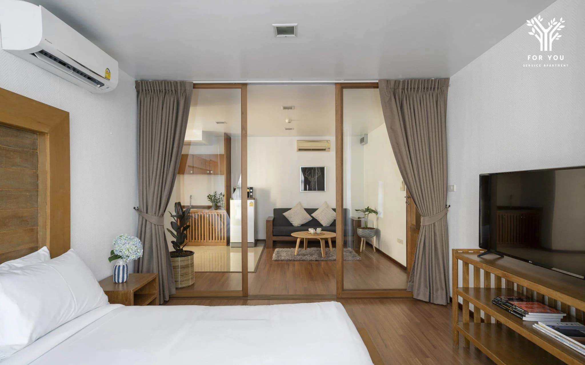 For You Apartment、ソイ Phaisan、Pracha Rat Bamphen、Huai Khwang：MRT Huai Khwang駅から約500m、プール付きのサービスアパートメント、30-58㎡のお部屋を月単位で賃貸 写真8