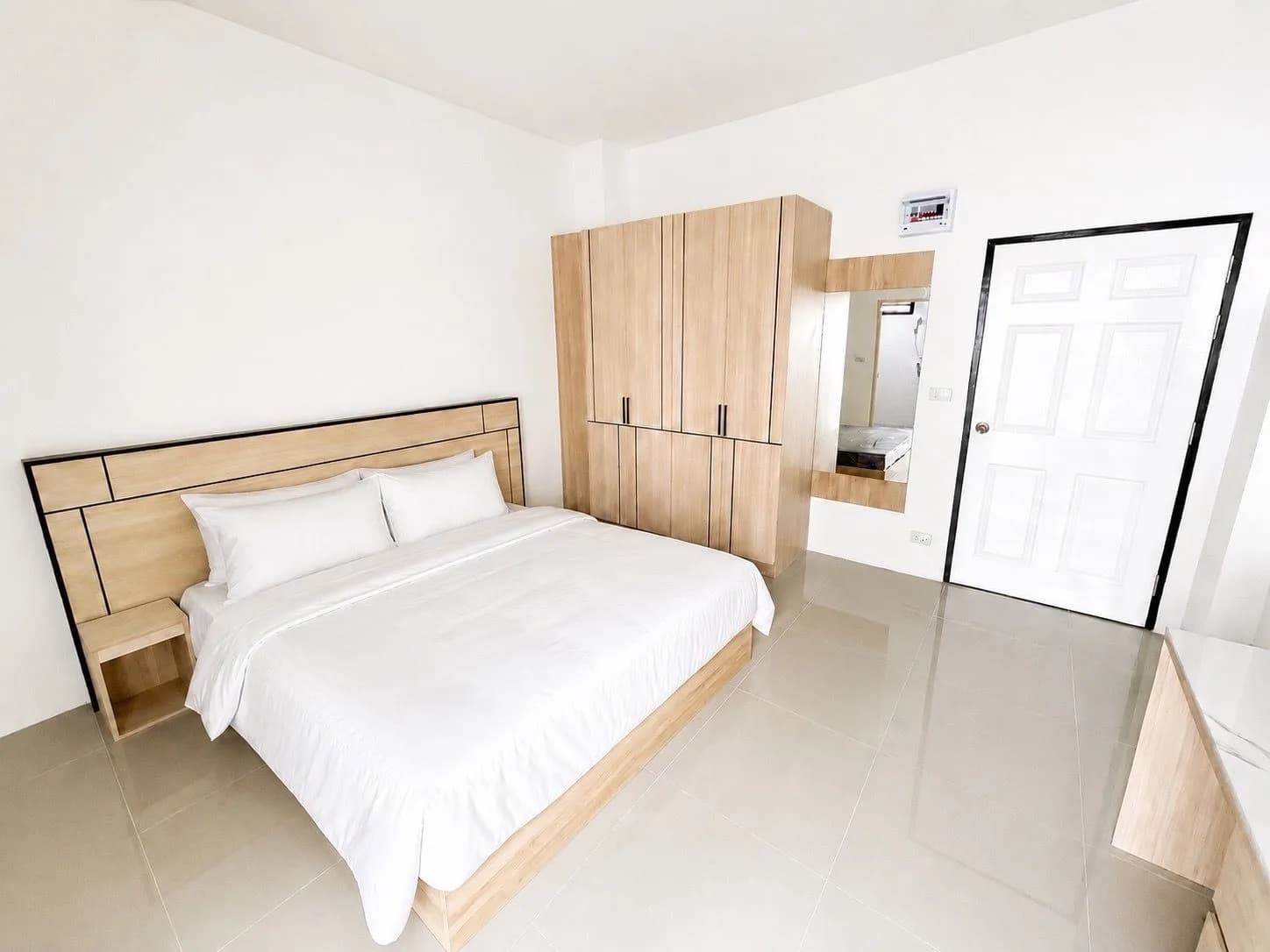 Garden Arun 41, Soi Arun Amarin 41, Bangkok Noi: neue Zimmer mit 25 m² zur Monatsmiete im Neubau mit Aufzug, nahe Siriraj Hospital Foto 1
