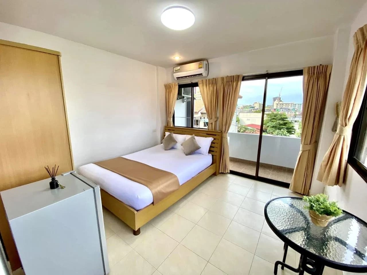 Golf Mansion, Soi Bongkot 3, South Pattaya: 24 वर्ग मीटर के फ़र्निश्ड मासिक एसी कमरे, Central Pattaya के पास फ़ोटो 6