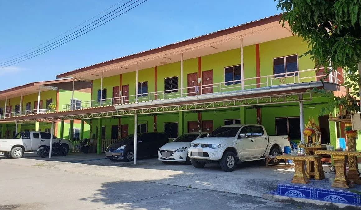 Green House 1, Mueang Rayong: किचन के साथ 45 वर्ग मीटर की मासिक 1 बेडरूम यूनिट, Laemthong Department Store के पास फ़ोटो 2