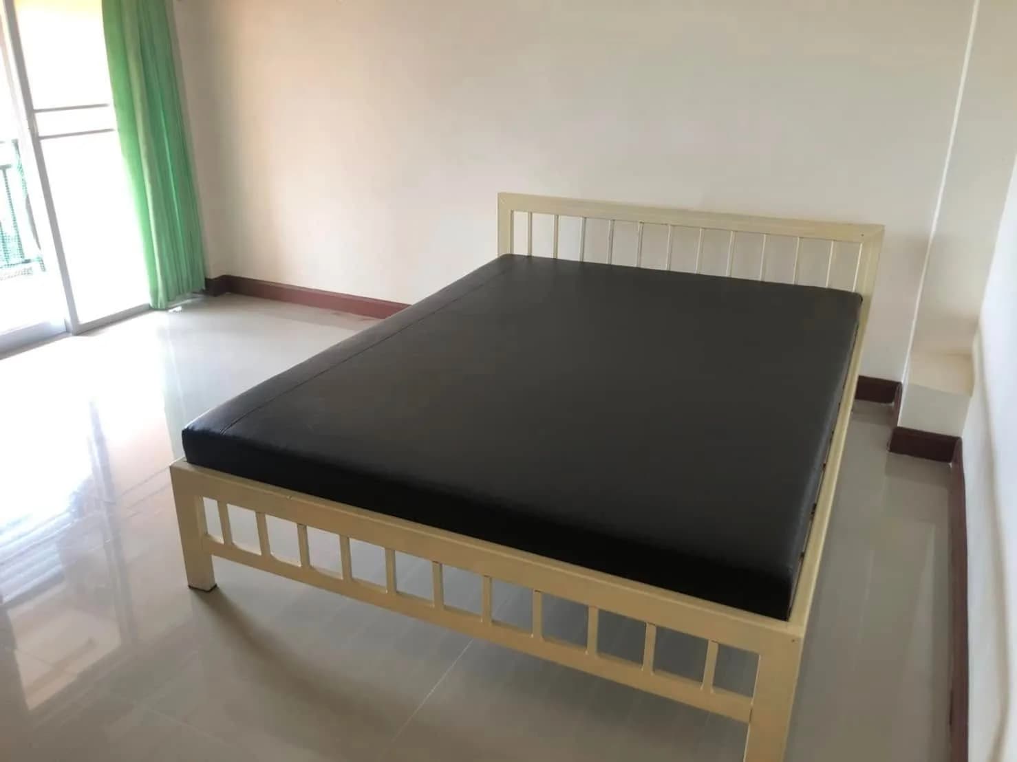 I-Un Apartment, Kila Klang : chambres avec ventilateur ou climatisées de 24 m² au mois, près de l'hôpital Maharat Nakhon Ratchasima photo 5