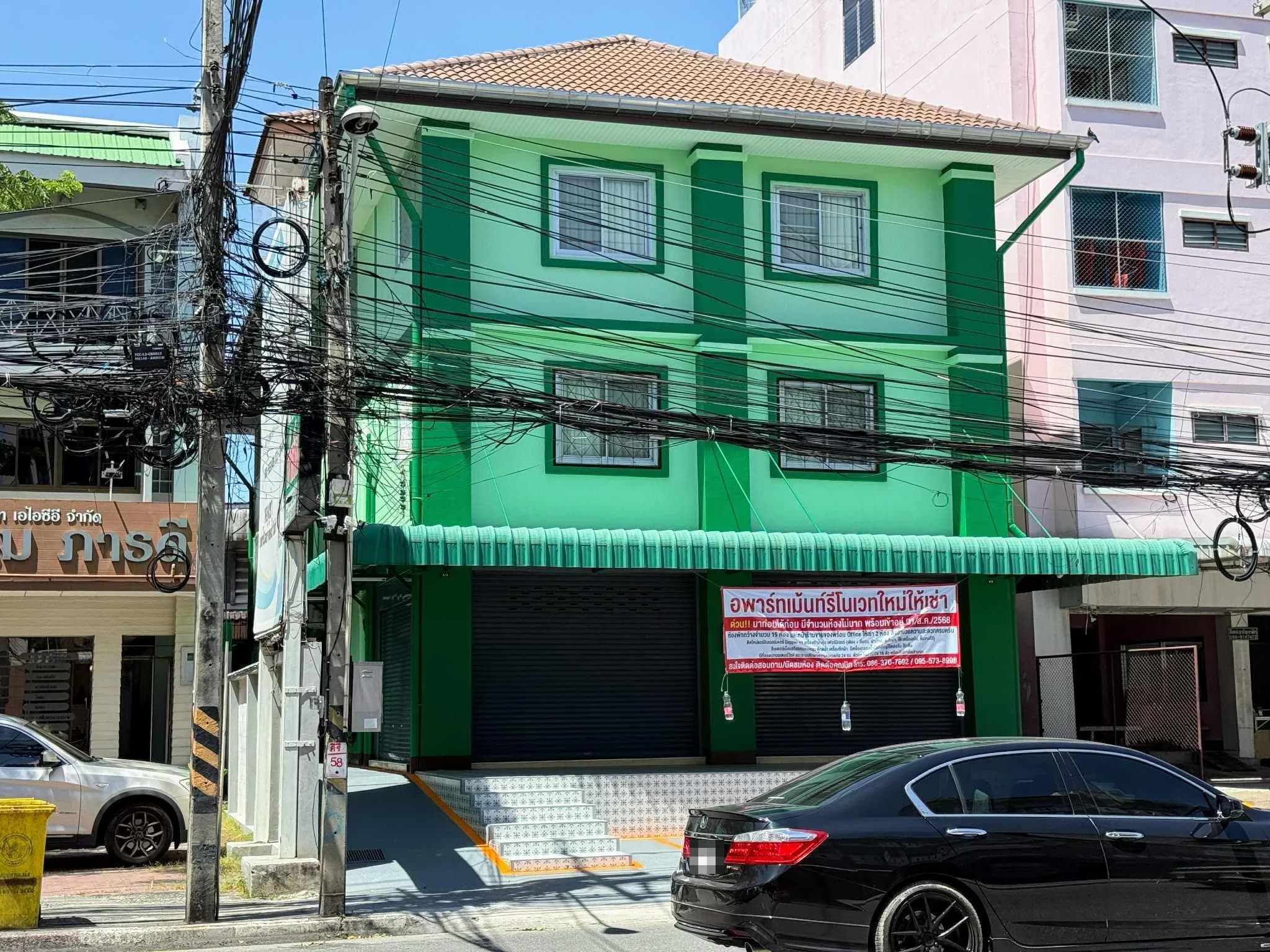Intermic Apartment, Khiri Junction, Chon Buri: habitaciones reformadas con aire acondicionado de 25-30 m² en alquiler mensual, cerca de Makro foto 2