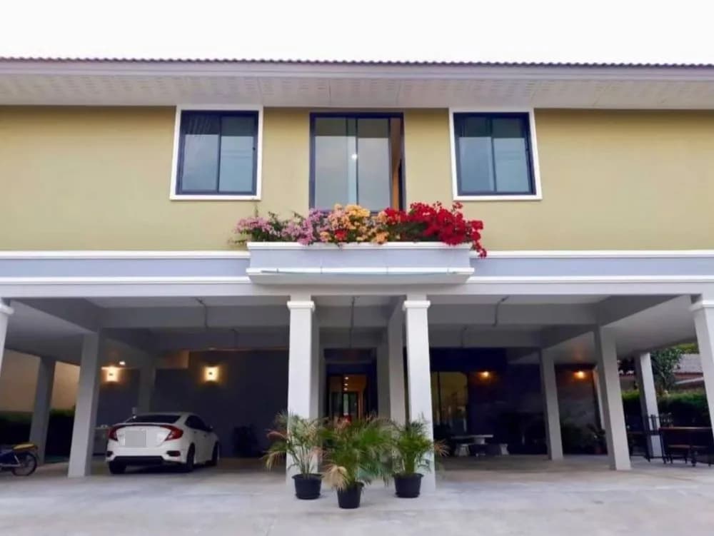 Rayong Place for Rent في مدينة Rayong: غرف مكيّفة شهرية 35 م² قرب مدرسة Rayong Wittayakom صورة 2