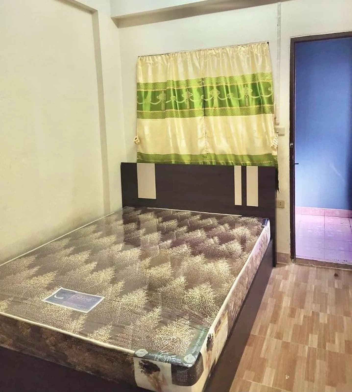JJ Apartment, Soi Fo 9: Monthly Fan and Air-Con Rooms with Free Repairs near Kheha Bang Phli Fresh Market photo 4