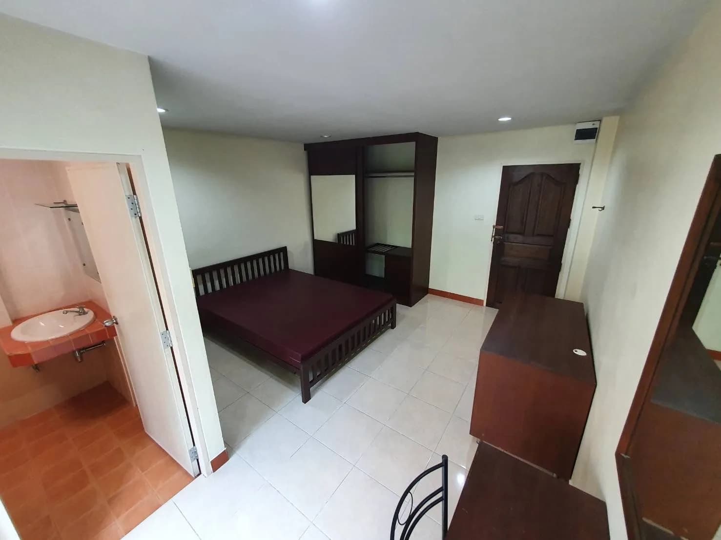 Buwanang paupahang tahimik na studio sa JS Residence, Soi Phahon Yothin 23, 400 m mula sa BTS Phahon Yothin 24 larawan 6