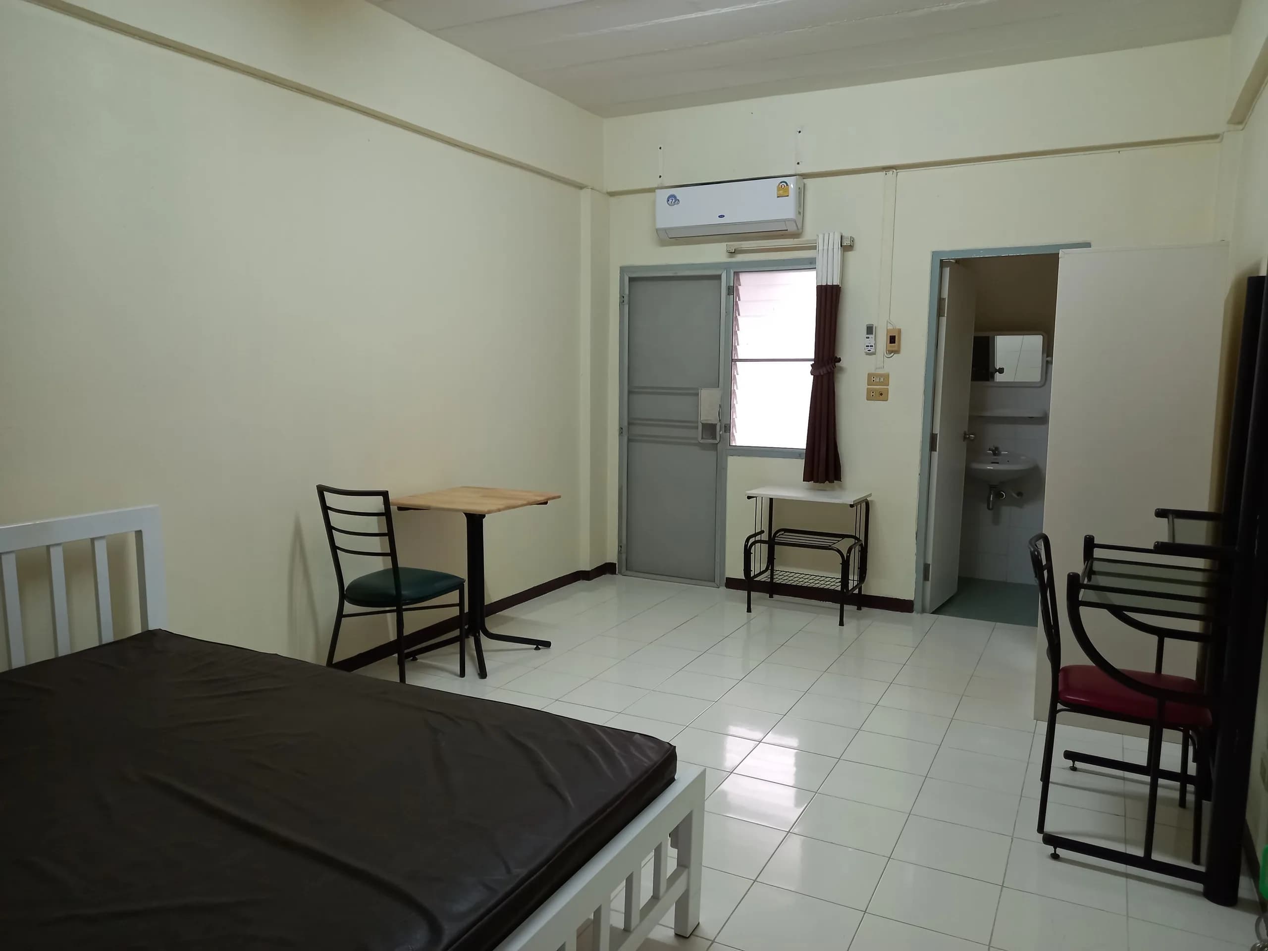 Buwanang paupahang kuwartong may aircon sa Kingpai Mansion, Soi Phahon Yothin 23, may libreng Wi-Fi at paradahan, 600 m mula sa BTS Phahon Yothin 24 larawan 4