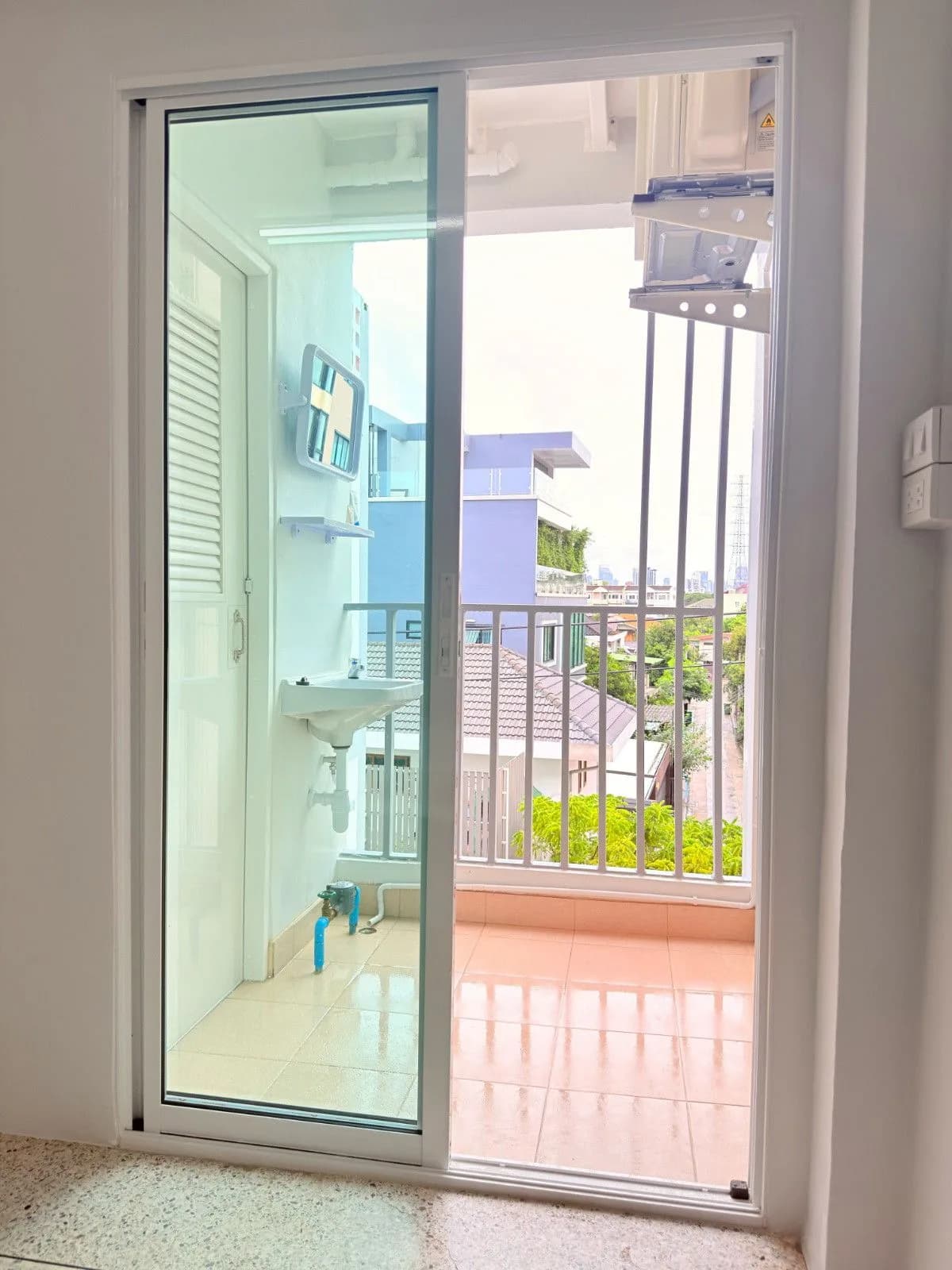 LALADA The Residence, Soi Lat Phrao 18 Yaek 4 : chambres rénovées de 16 m² au mois et à la journée, près du MRT Lat Phrao photo 7