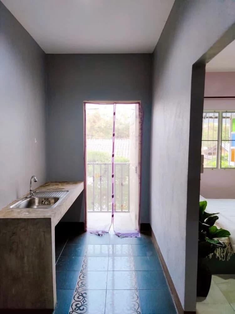 Linda Place, Bo Sang Soi 5: Zimmer mit 30 m² und Küchenecke zur Monatsmiete nahe Lotus's Bo Sang Foto 8