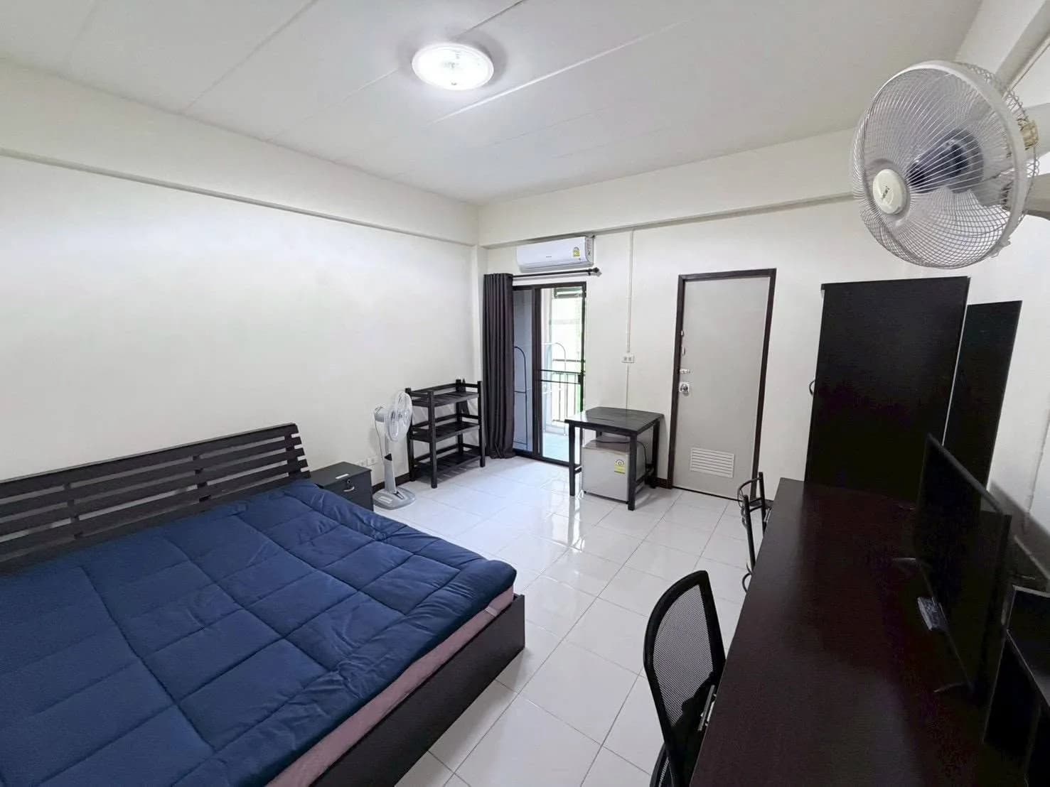 Maejo House, Frauenwohnheim: Klimatisierte Zimmer zur Monatsmiete für Studierende der Maejo University Foto 1