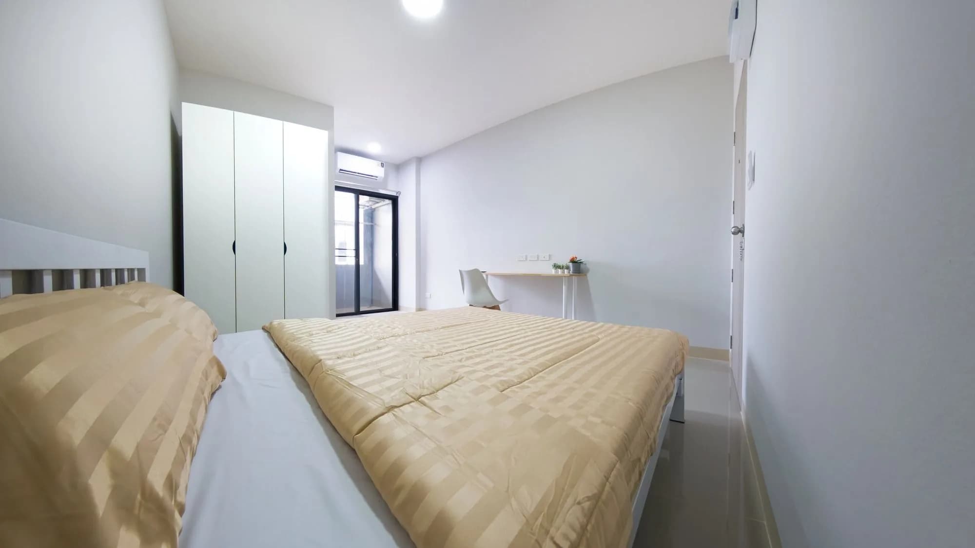 Mama Mansion, Soi Chalong Krung 37, Lam Pla Thio, Lat Krabang: Studio sewa bulanan baharu berperabot 22-23 m² foto 3