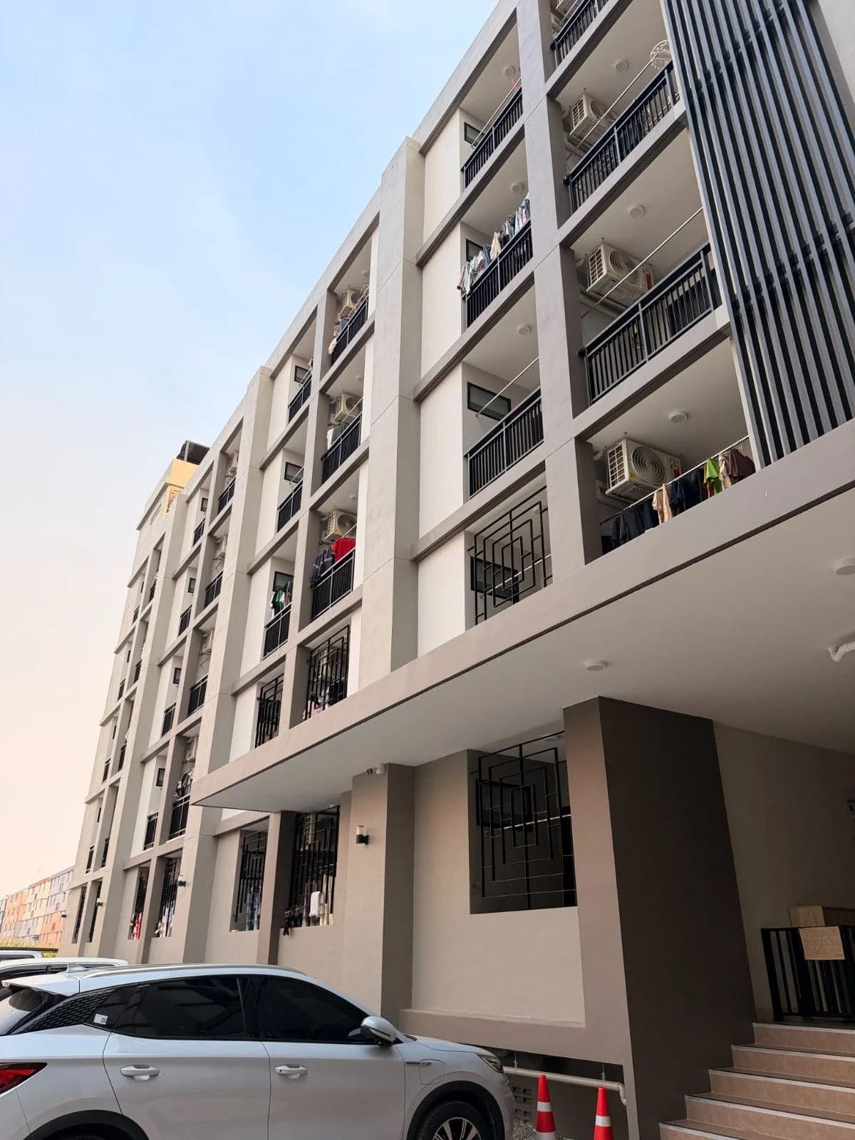 Mama Mansion, Soi Chalong Krung 37, Lam Pla Thio, Lat Krabang: Studio sewa bulanan baharu berperabot 22-23 m² foto 7