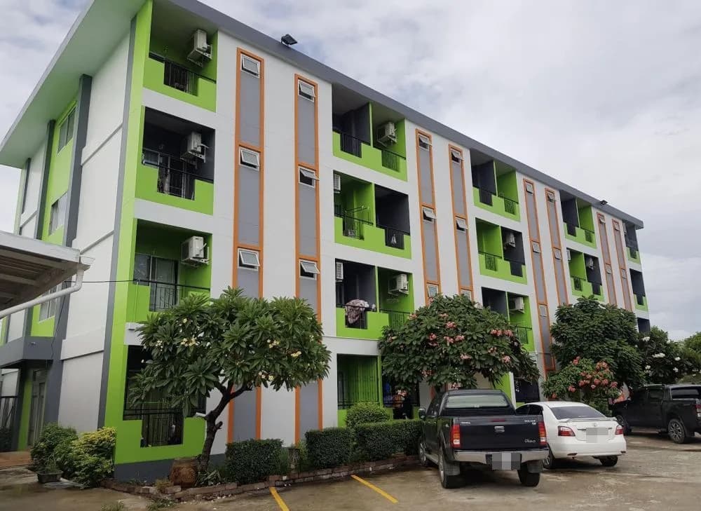 Maneethong Apartment في Bang Saen: غرف شهرية مع Wi-Fi مجاني قرب سوق Nong Mon صورة 2