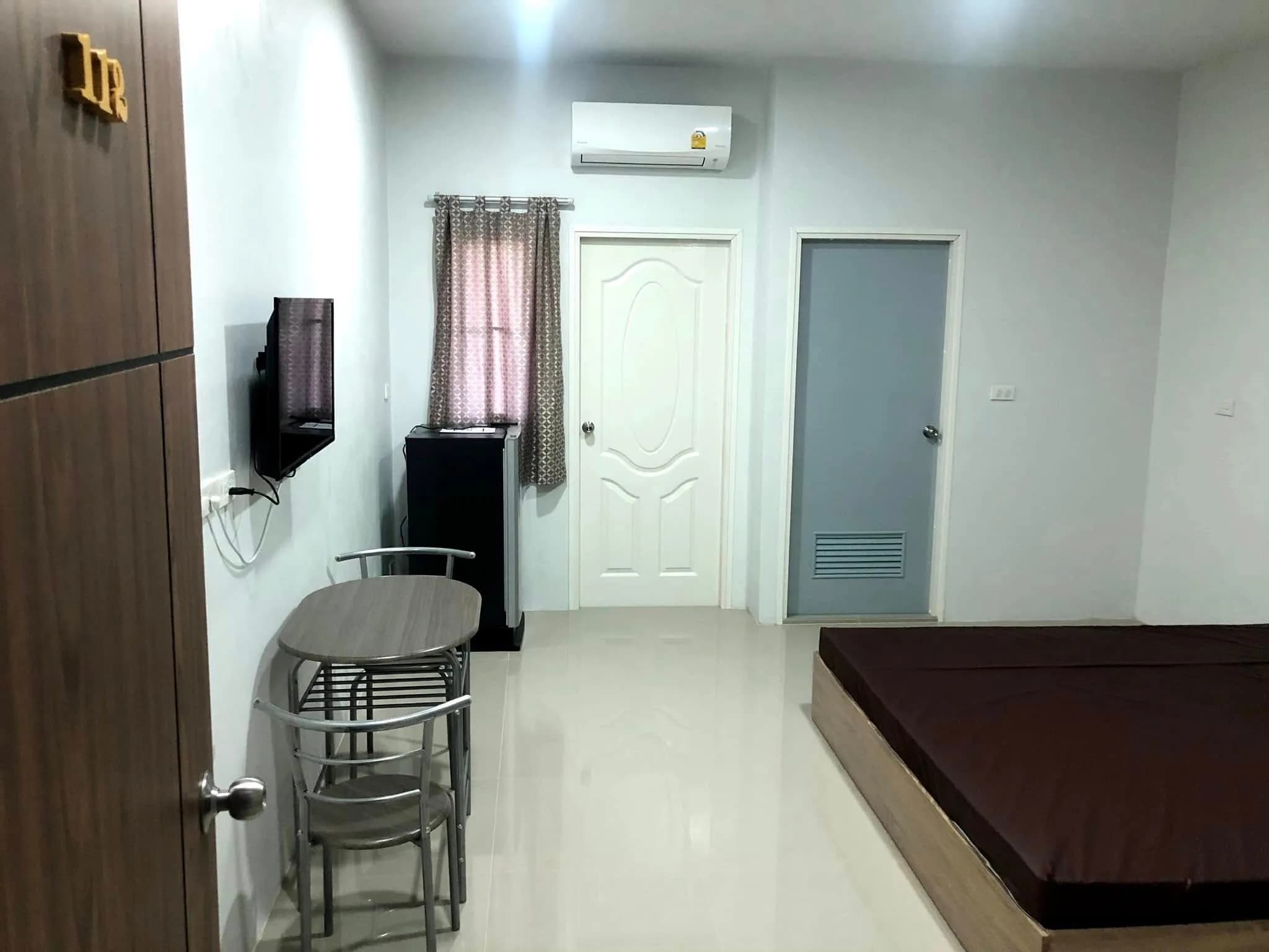 Mine Place, Mueang Nga, Lamphun: Studios mit 26 m² und Stellplatz für jedes Zimmer zur Monatsmiete nahe dem Industriegebiet Northern Region Foto 4