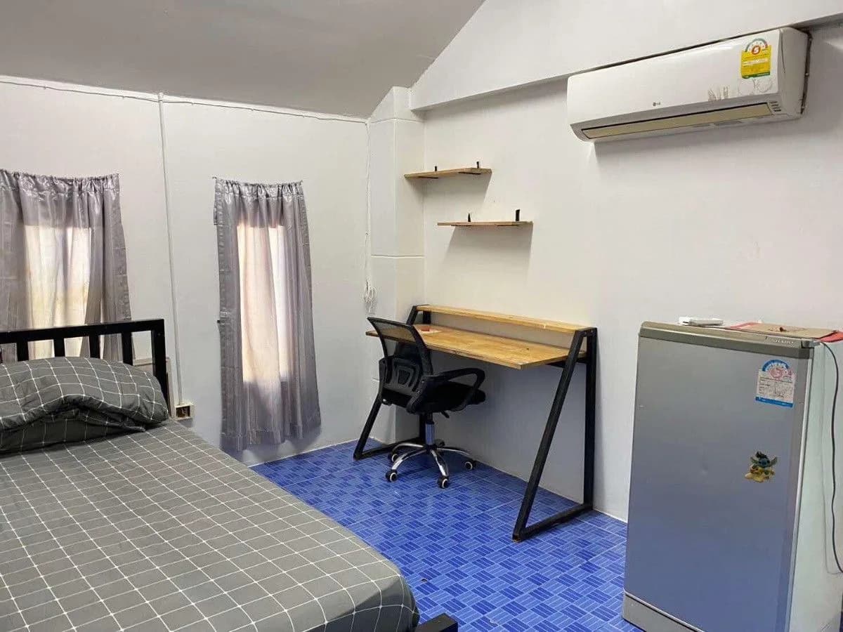Montfort Baan Sila Dormitory : chambres d'élèves au mois avec repas et encadrement, à côté de Montfort College photo 3