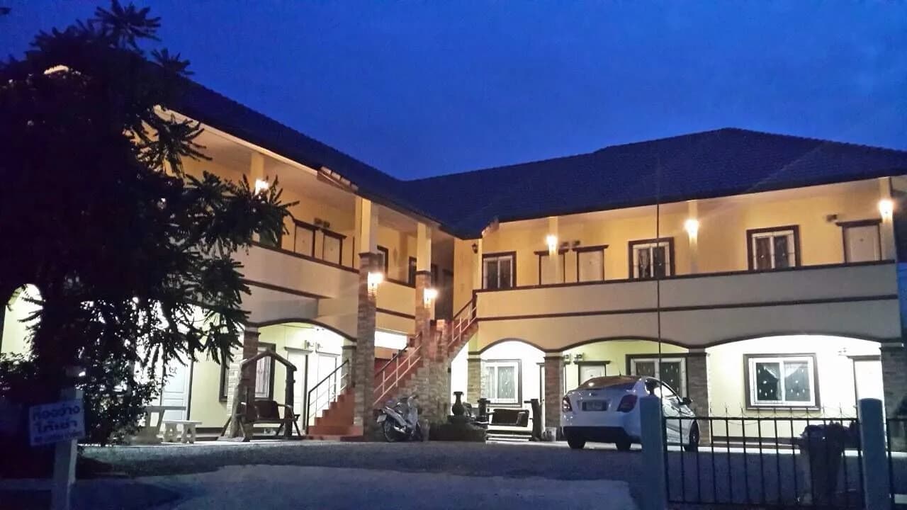 Nakornpetch Apartment، San Sai: غرف شهرية بشرفة وركن مطبخ قرب سوق Mae Kuang صورة 5