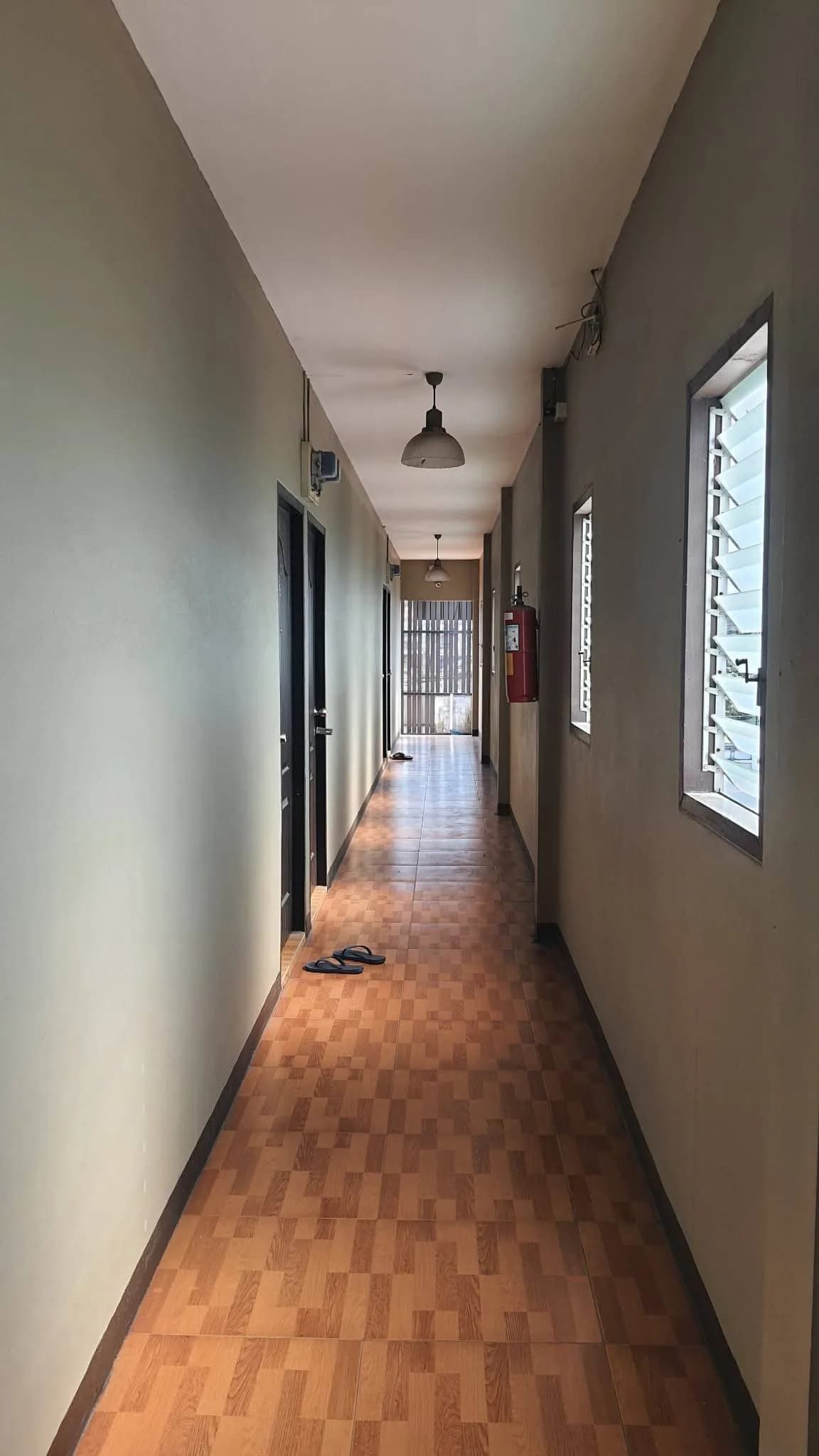 Nat Apartment، Ban Klang، Lamphun: غرف شهرية مفروشة ومكيّفة قرب Northern Region Industrial Estate صورة 8