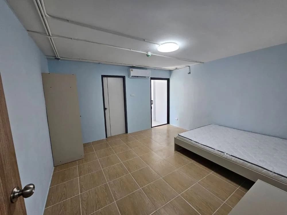 NIJ Phayathai, Soi Si Ayutthaya 12: Zimmer im Neubau mit Aufzug zur Monatsmiete, 3 Gehminuten zum BTS Phaya Thai Foto 6
