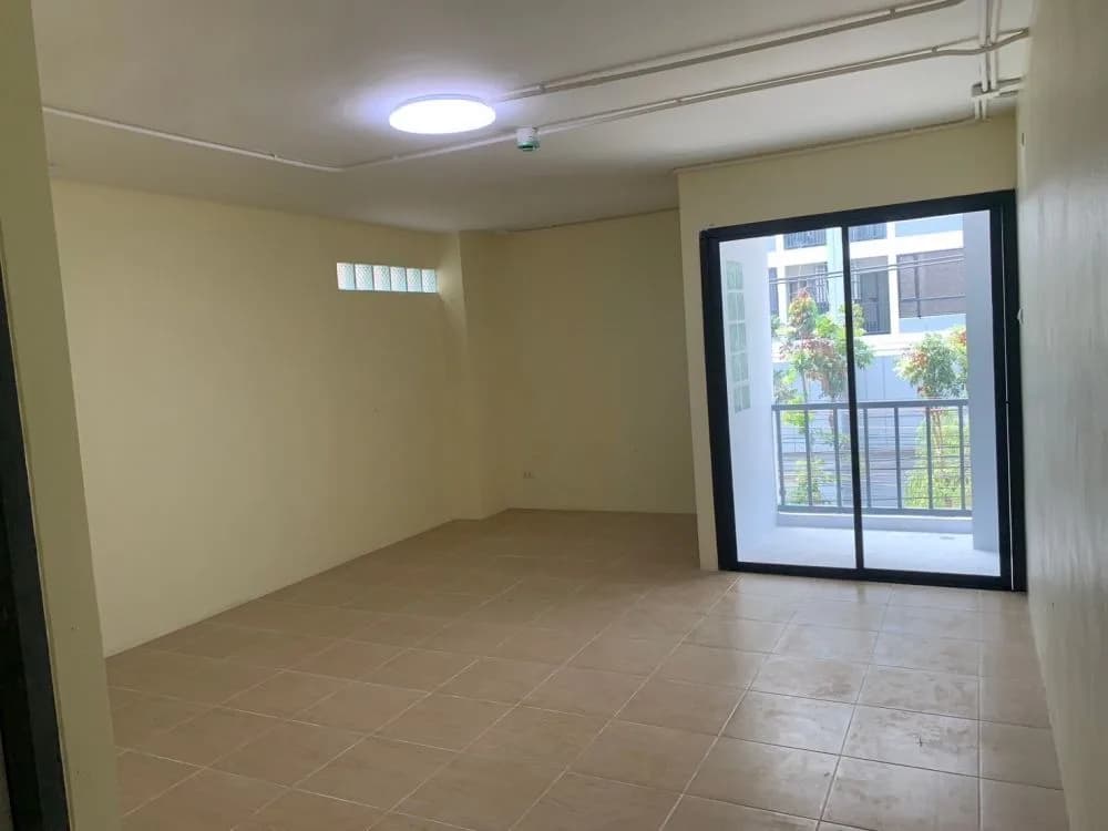 NIJ Phayathai, Soi Si Ayutthaya 12: Zimmer im Neubau mit Aufzug zur Monatsmiete, 3 Gehminuten zum BTS Phaya Thai Foto 7