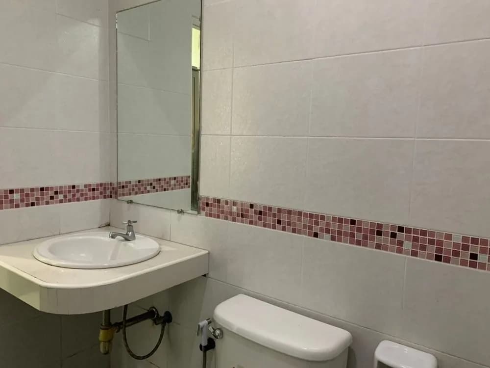 Nine Apartment, Rayong Town: studio bulanan 37 m² dengan internet gentian percuma dekat Sri Mueang Park foto 3