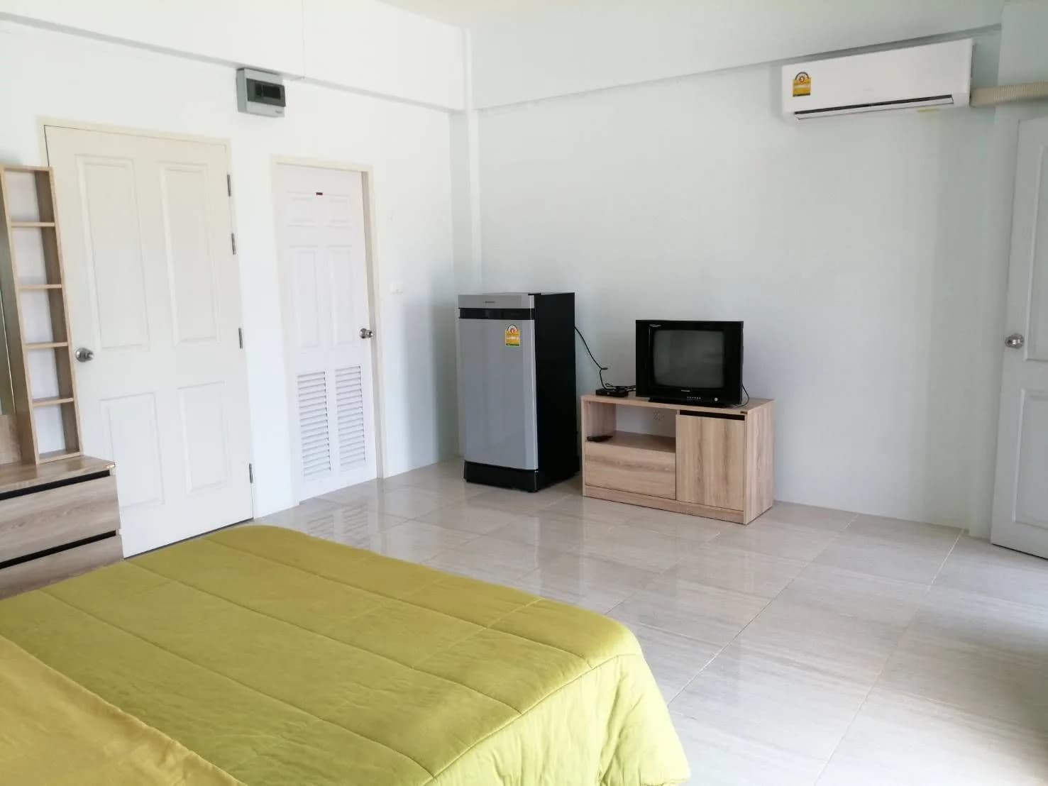 Ning Home, Si Racha: möblierte Monatszimmer mit Klimaanlage nahe Siri Park and Zoo by Sriracha Foto 4