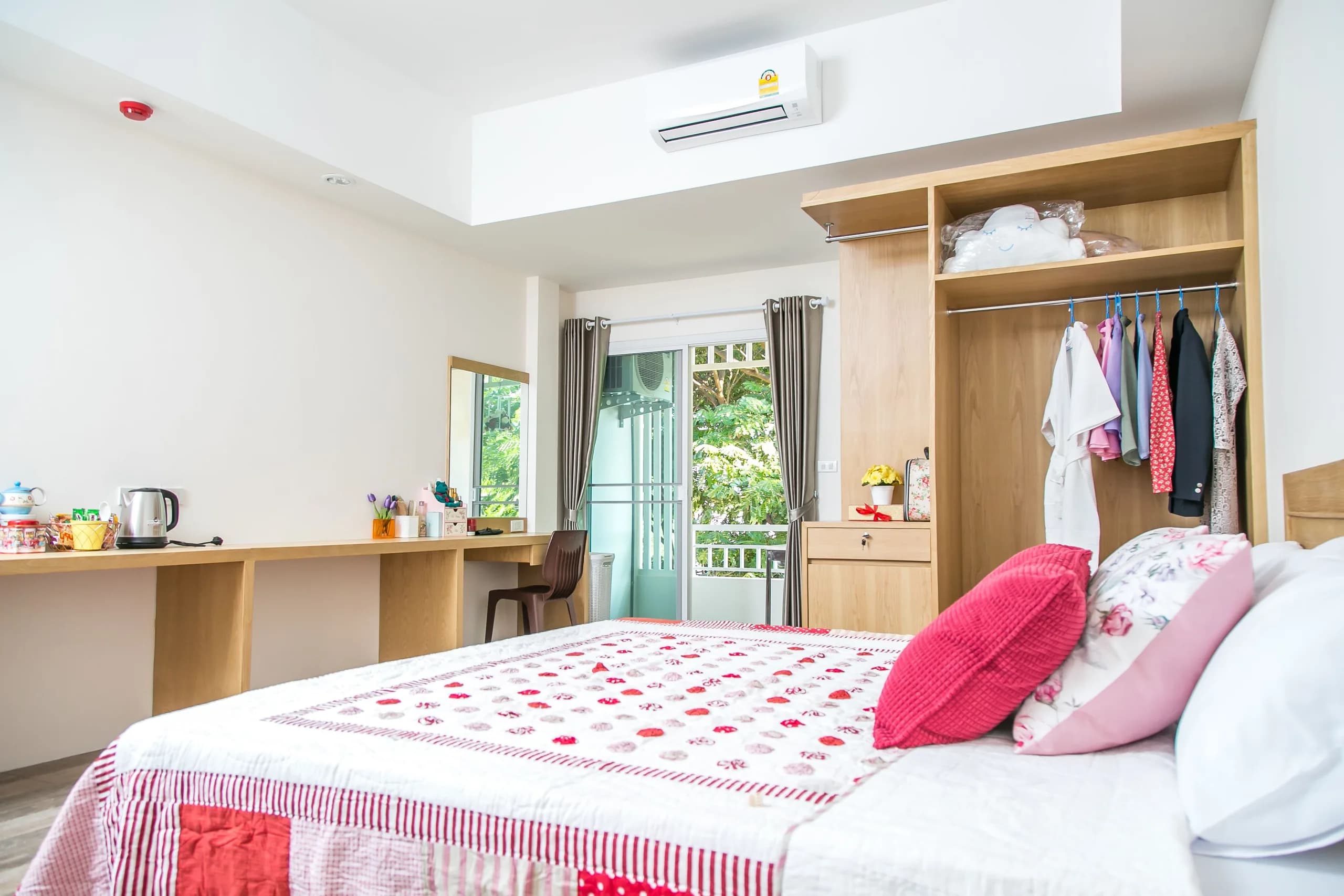 Nion House, San Phi Suea : chambres de 28 m² au mois avec gardien 24 h/24, près du carrefour de Ruamchok photo 1