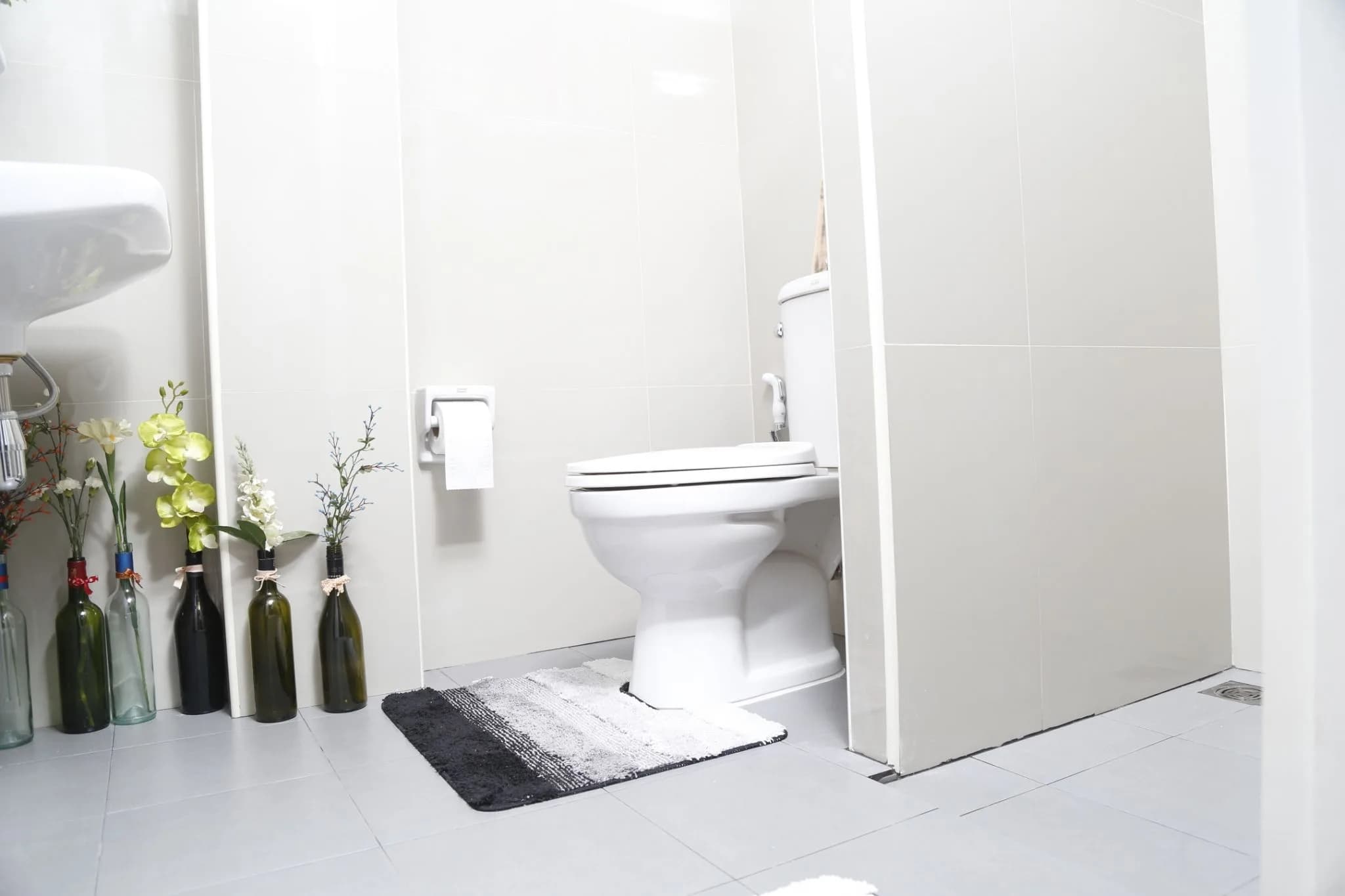 Nion House, San Phi Suea : chambres de 28 m² au mois avec gardien 24 h/24, près du carrefour de Ruamchok photo 3