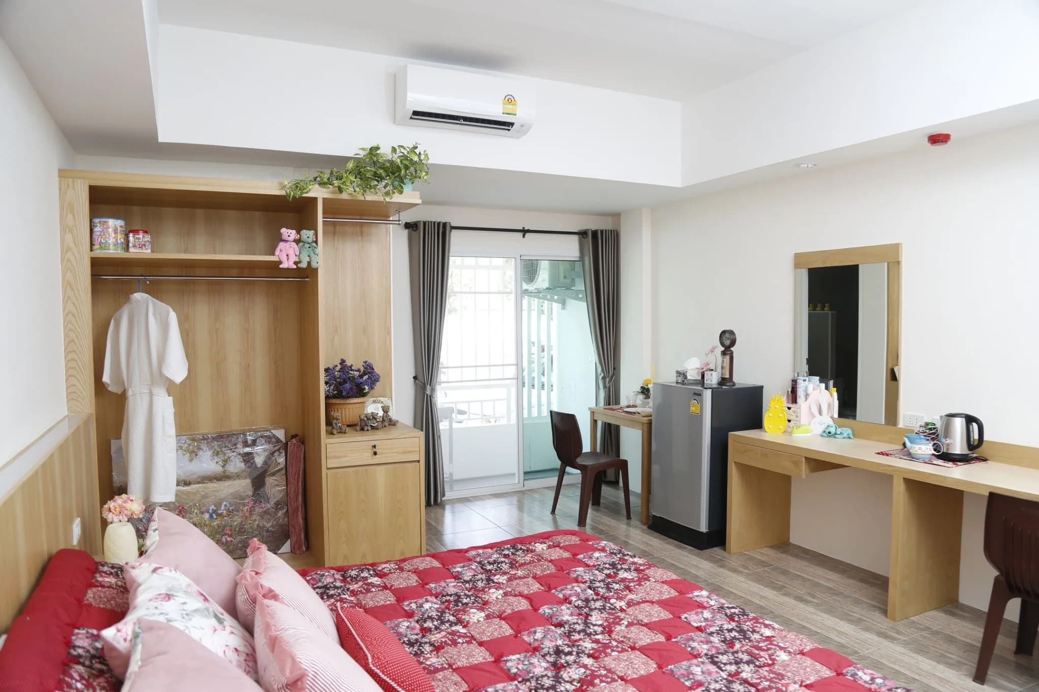 Nion House, San Phi Suea : chambres de 28 m² au mois avec gardien 24 h/24, près du carrefour de Ruamchok photo 8