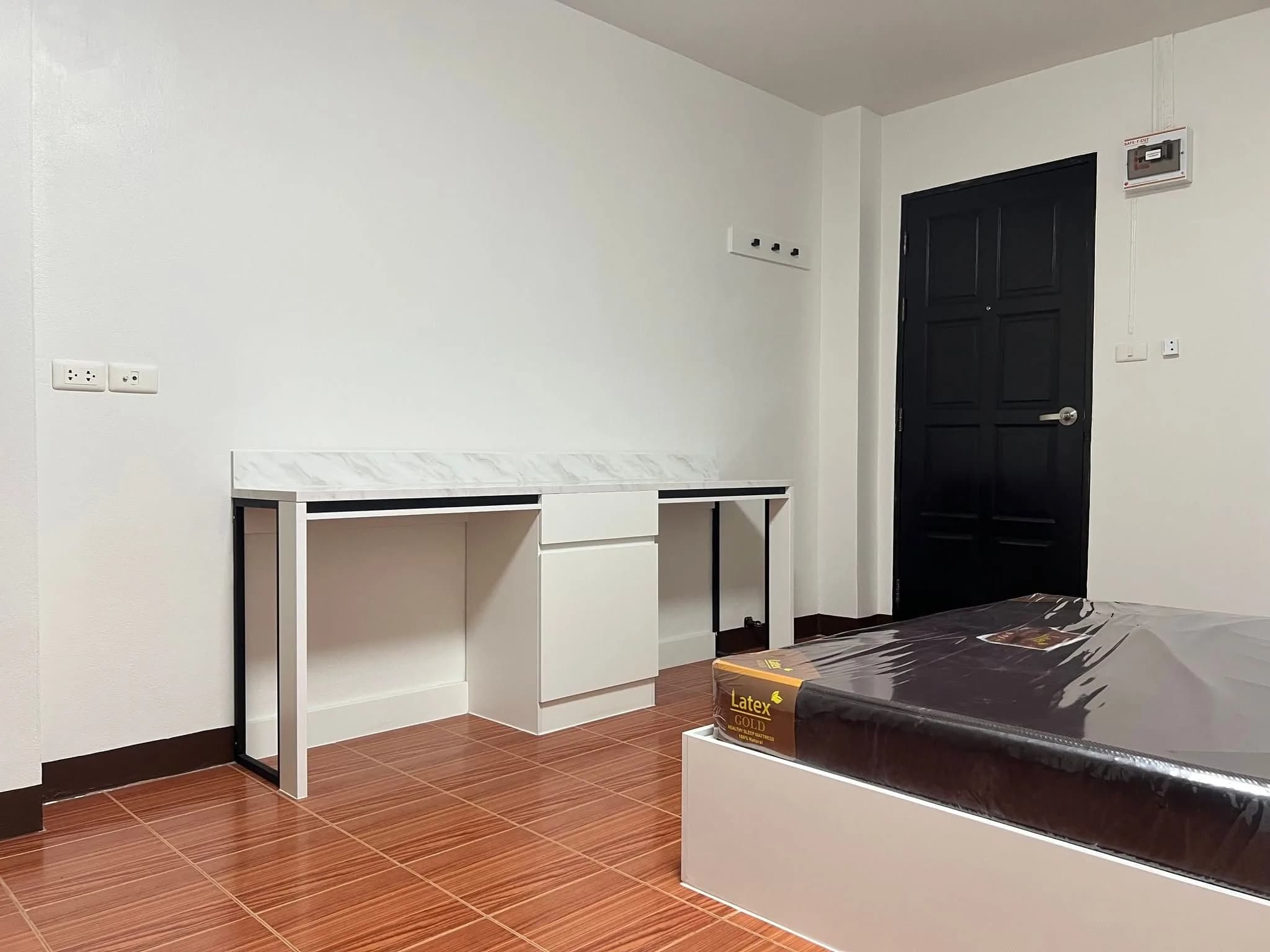 On&On Apartment في Huai Kapi, Chon Buri: استوديوهات شهرية بمساحة 24.5 م² مع صالة رياضية مجانية قرب Central Chonburi صورة 4