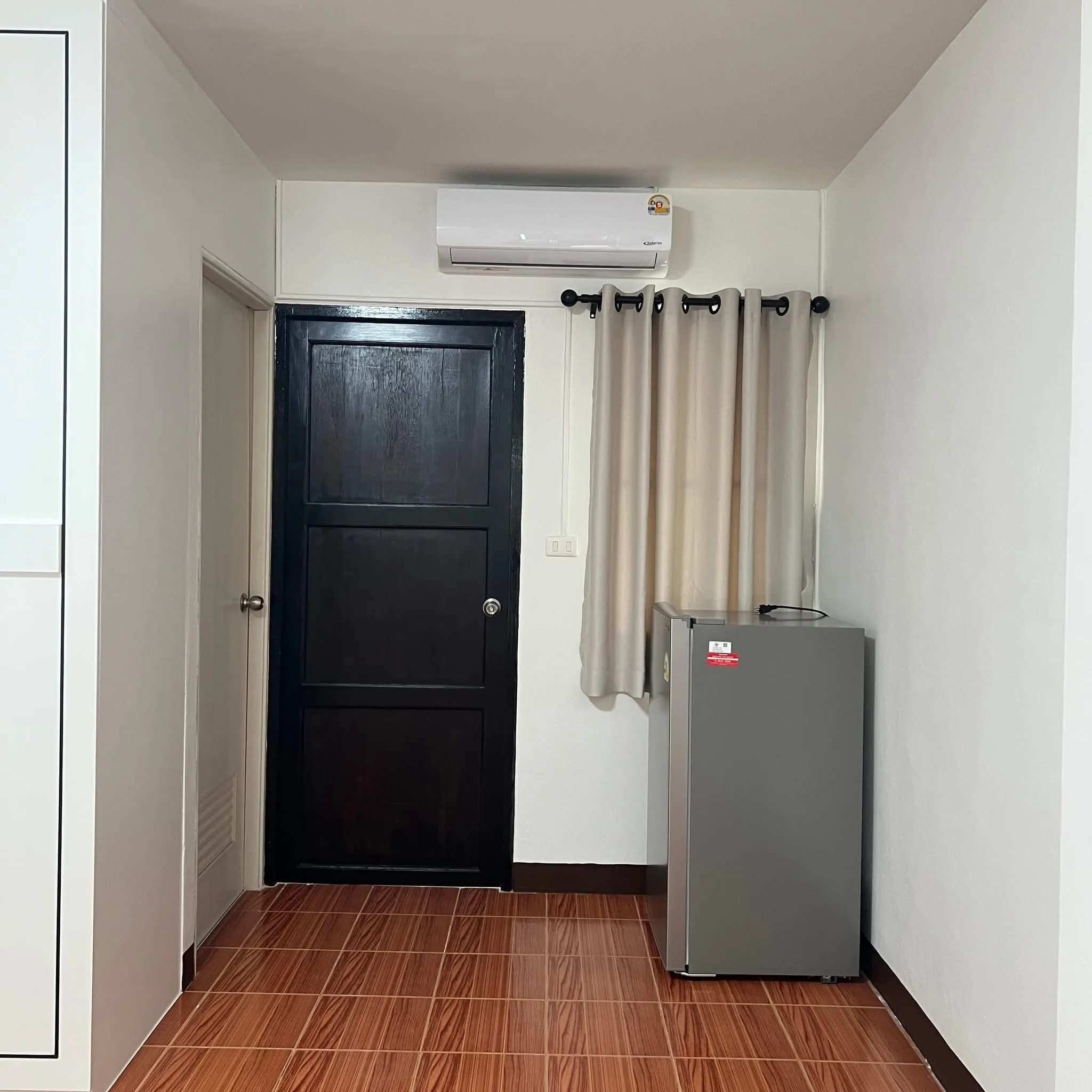 On&On Apartment في Huai Kapi, Chon Buri: استوديوهات شهرية بمساحة 24.5 م² مع صالة رياضية مجانية قرب Central Chonburi صورة 5