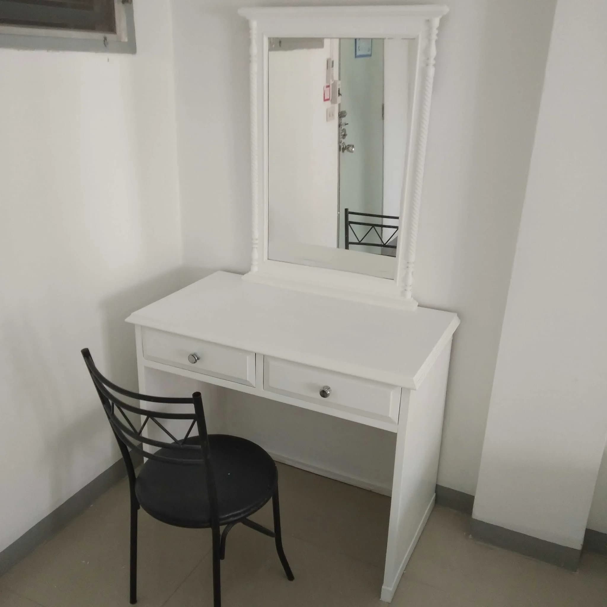 P Apartment, Charan Sanitwong Road, Bang Phlat: Zimmer mit 25 m² zur Monatsmiete an der Hauptstraße mit überdachtem Parkplatz, nahe Yanhee Hospital Foto 5
