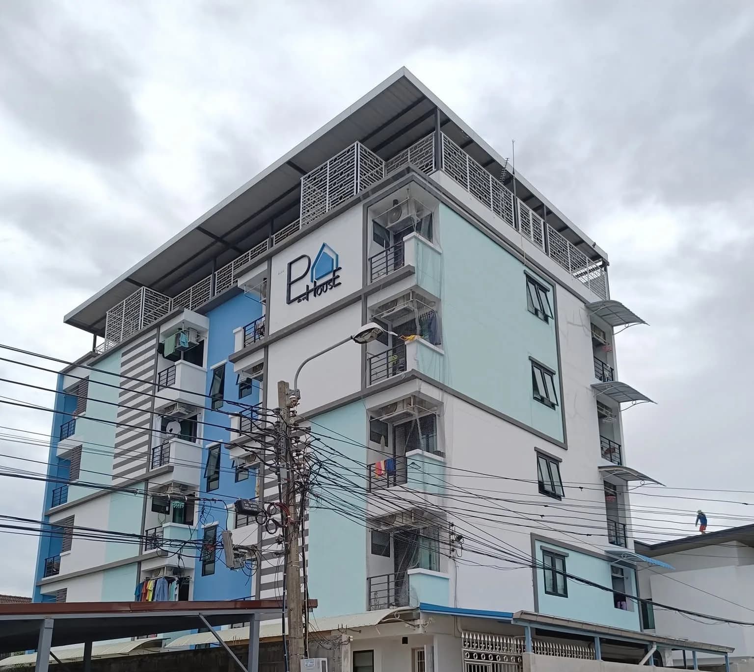 PA House Apartment, Soi Chak Phra 24, Taling Chan: Studios mit 25 m² und Balkon zur Monatsmiete, nahe Silpakorn-Universität Foto 2