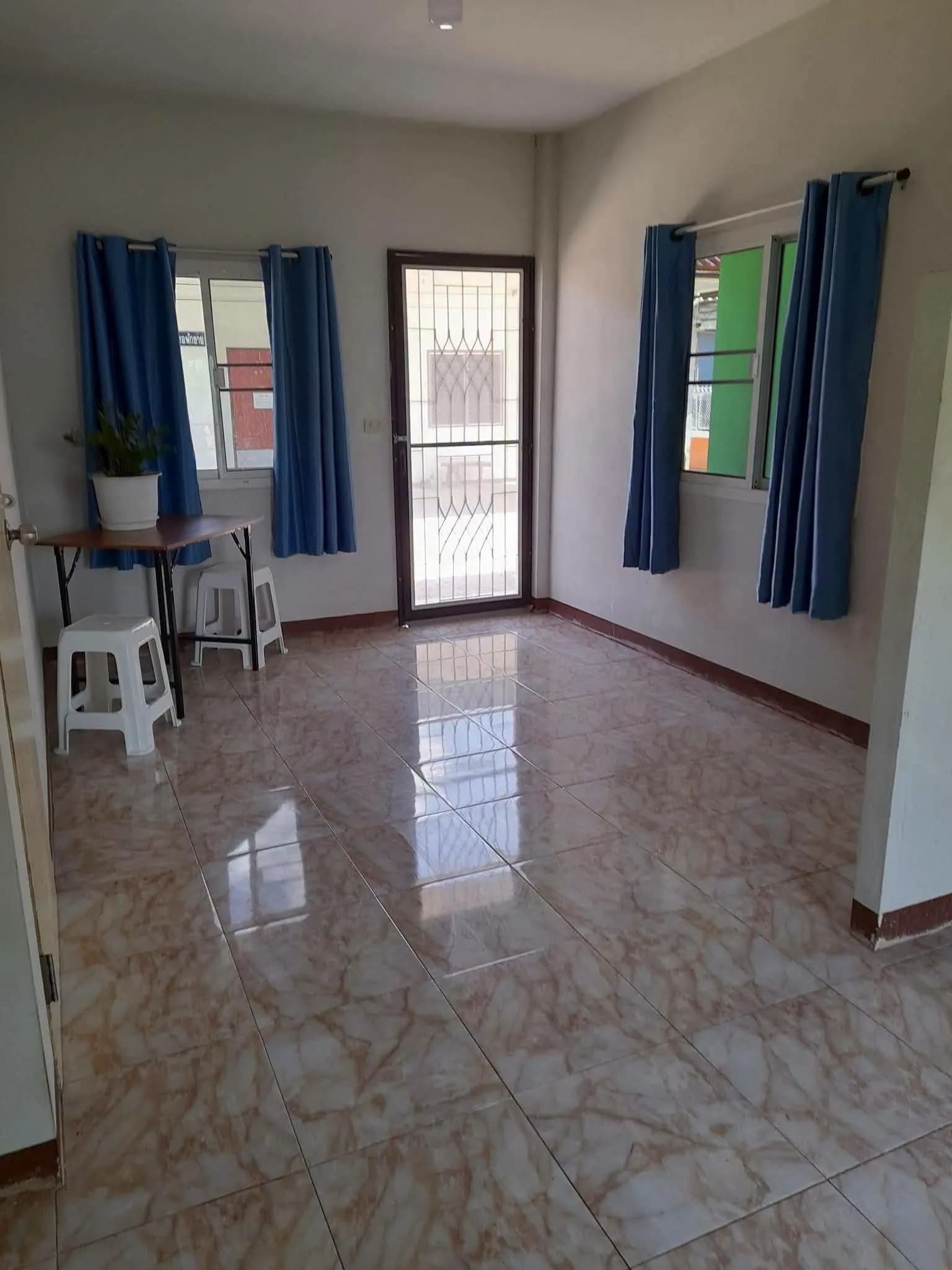Pa Thongsri 기숙사, Ton Thong, 람푼: MCU Lamphun 인근 가구 완비 선풍기·에어컨 월세 객실 사진 4
