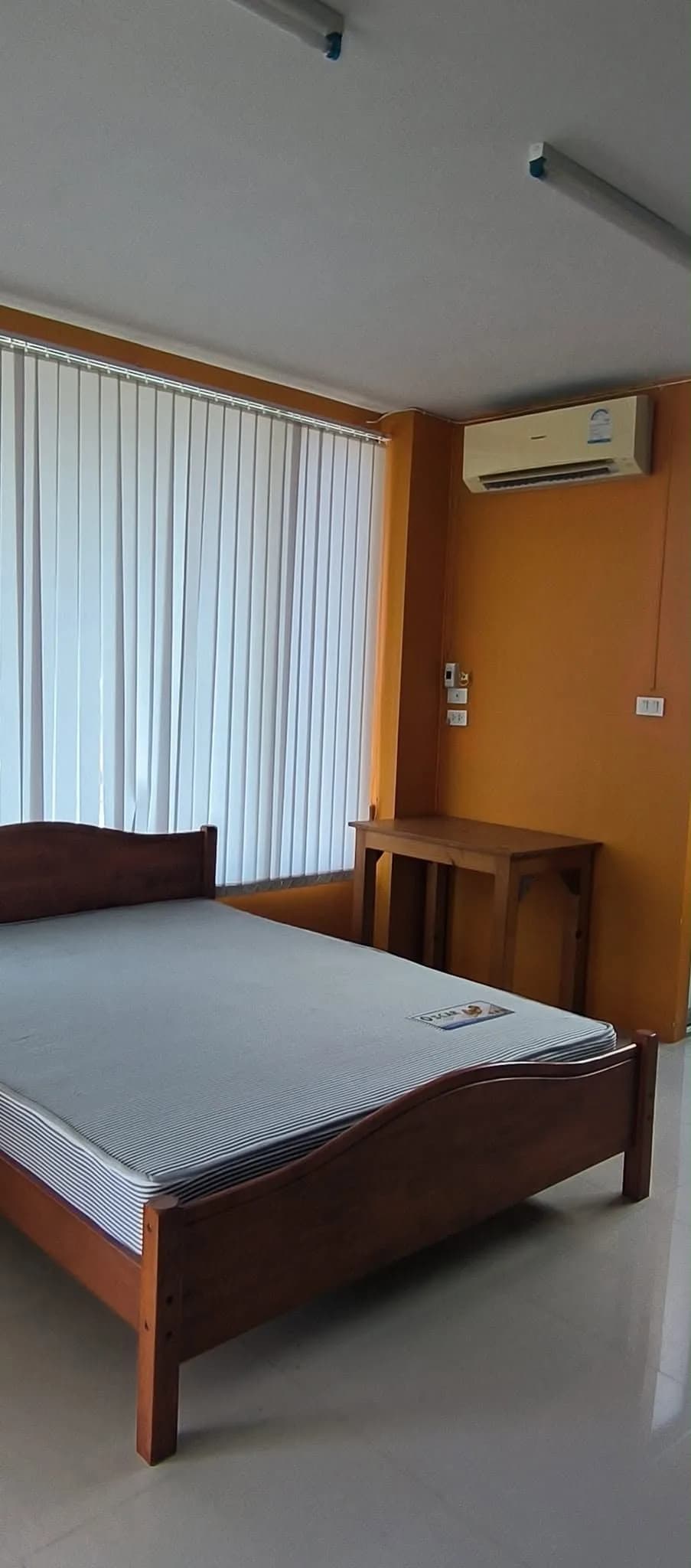 PangChang Place, Tha Chang, Chanthaburi: Monatszimmer mit Ventilator oder Klimaanlage nahe Rambhai Barni Rajabhat University Foto 5