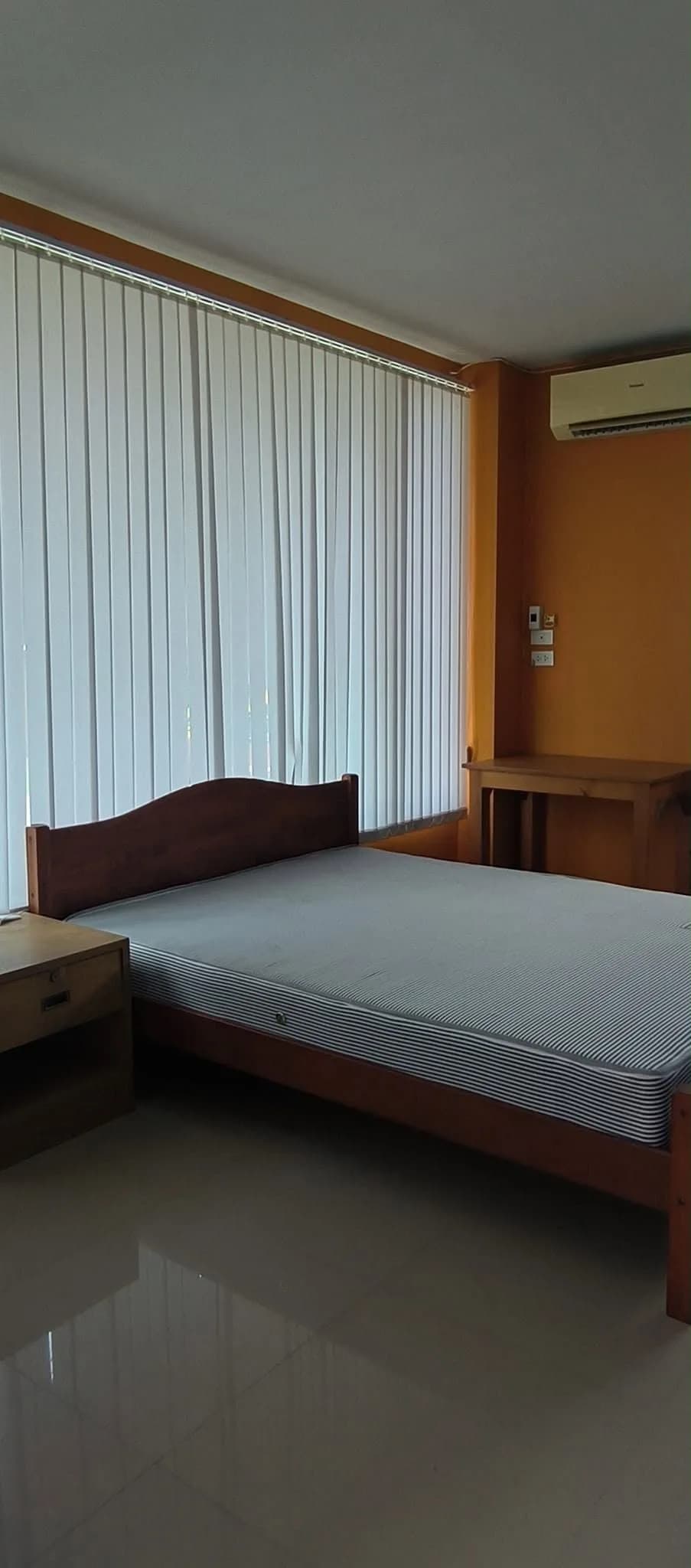 PangChang Place, Tha Chang, Chanthaburi: Monatszimmer mit Ventilator oder Klimaanlage nahe Rambhai Barni Rajabhat University Foto 7