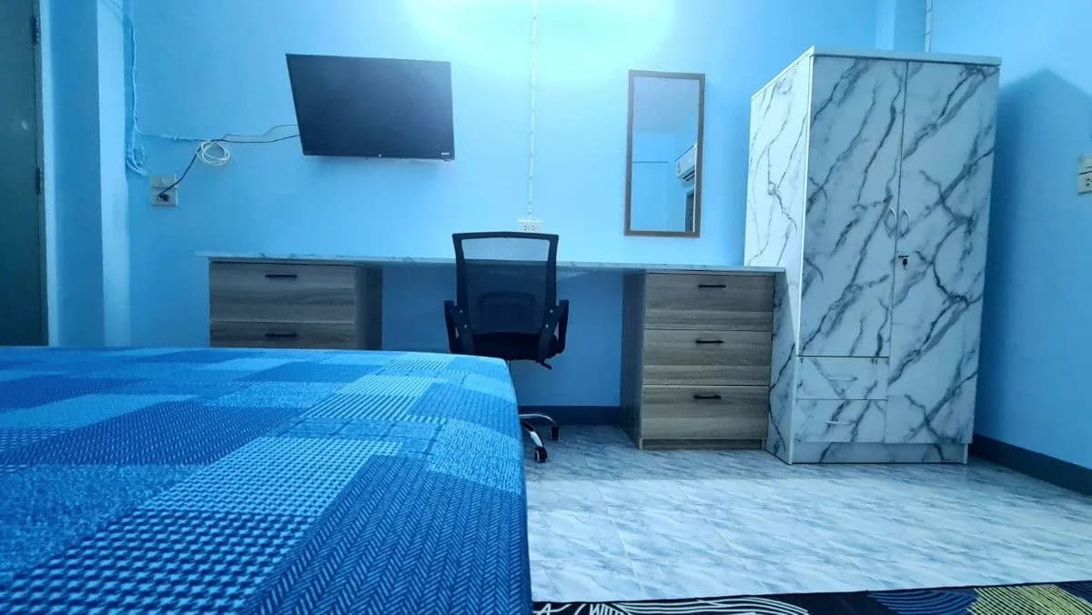 Panmanee Apartment، Soi Inthamara 41، Sutthisan: غرف مفروشة ومكيّفة للإيجار الشهري بمساحة 20 م²، قرب MRT Sutthisan صورة 3