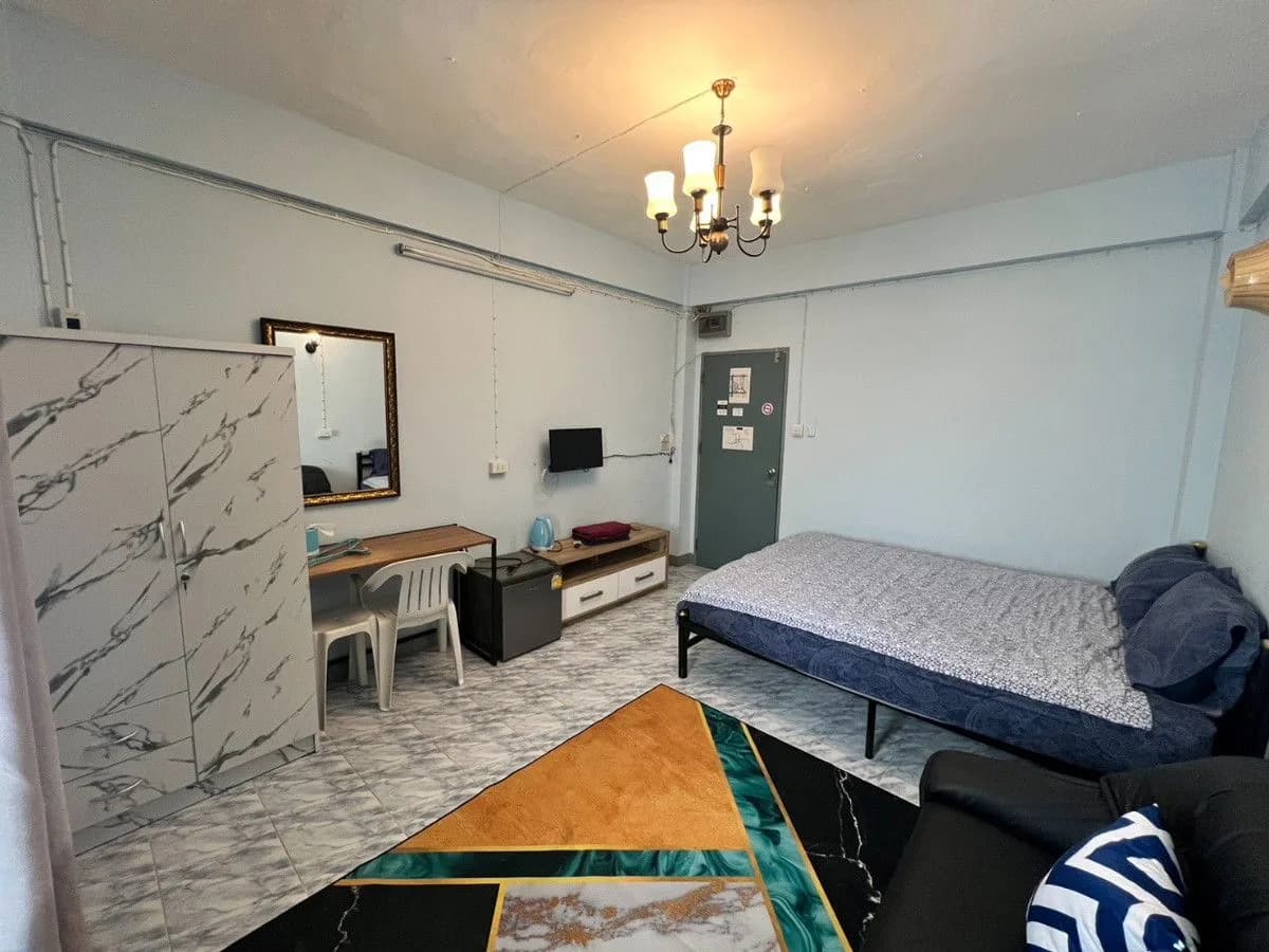 Panmanee Apartment، Soi Inthamara 41، Sutthisan: غرف مفروشة ومكيّفة للإيجار الشهري بمساحة 20 م²، قرب MRT Sutthisan صورة 6