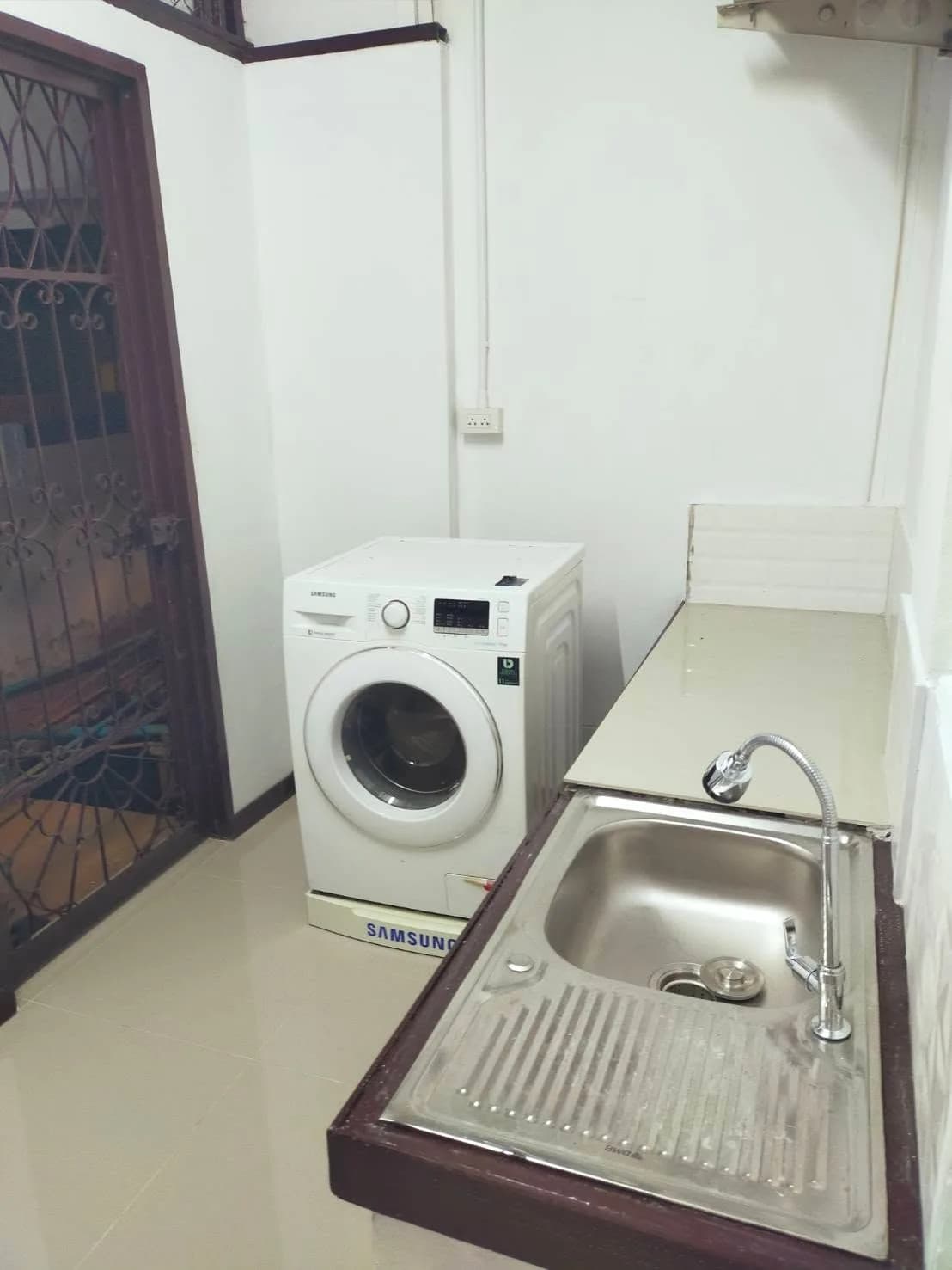Panya Bali Residence, Nong Pa Khrang: Zimmer mit Ventilator oder Klimaanlage und 24 m² mit Wachdienst zur Monatsmiete hinter dem Makro Chiang Mai Foto 7