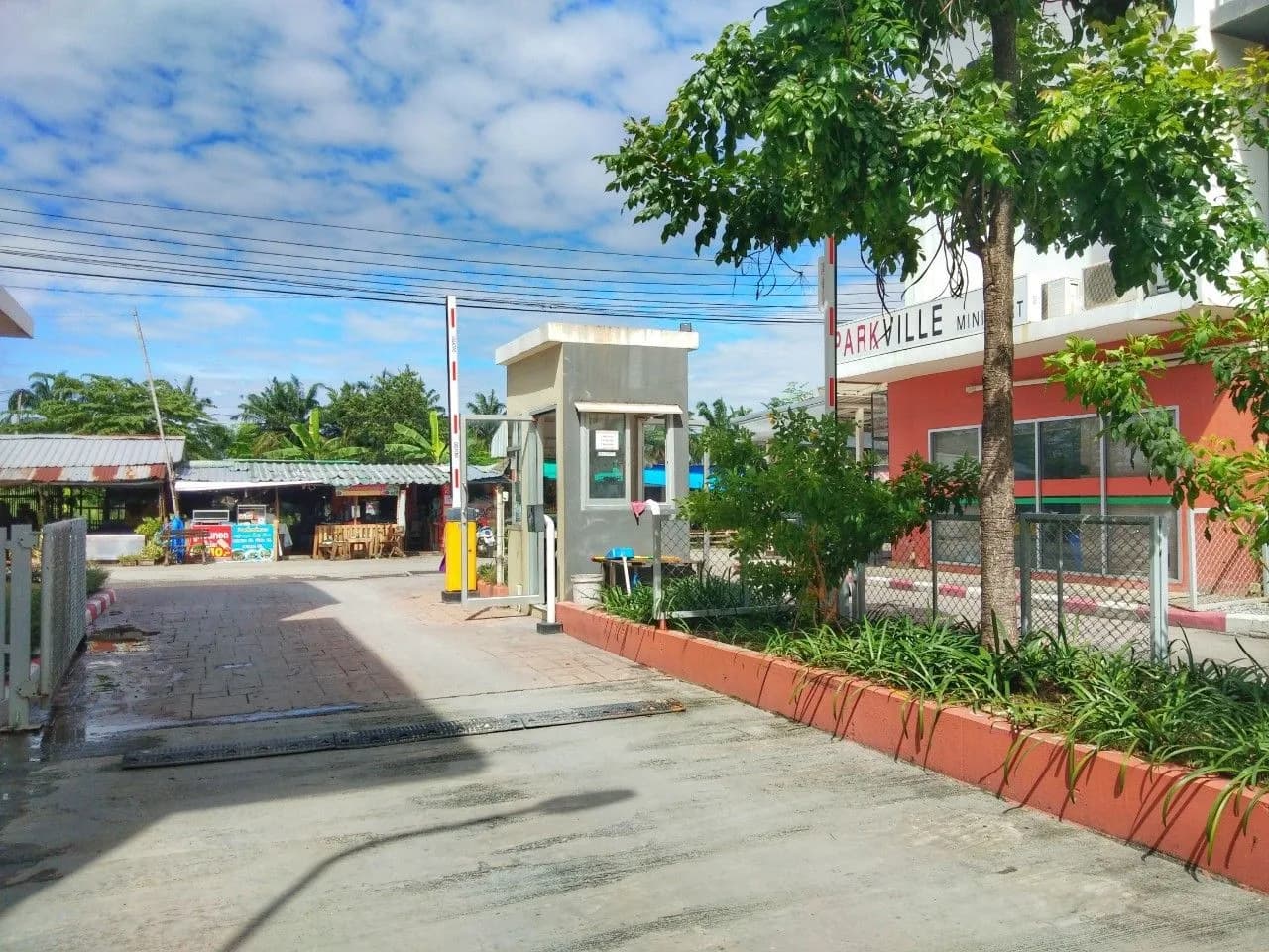 Parkville Apartment، Soi King Kaeo 11، Bang Phli: غرف للإيجار الشهري بـ 5 أنواع منها الأجنحة، حارس على مدار 24 ساعة، قرب Suvarnabhumi صورة 2