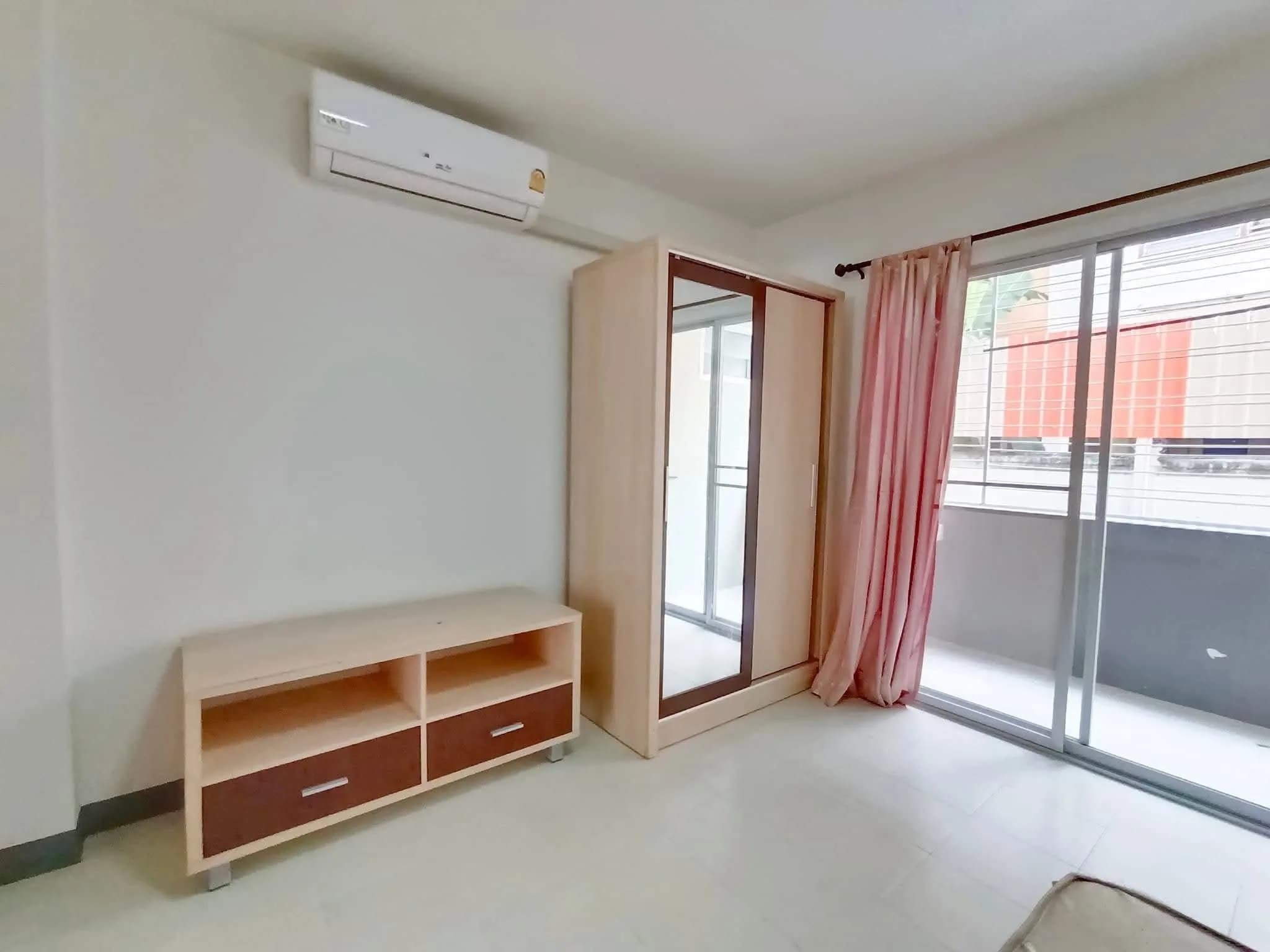 Parkville Apartment، Soi King Kaeo 11، Bang Phli: غرف للإيجار الشهري بـ 5 أنواع منها الأجنحة، حارس على مدار 24 ساعة، قرب Suvarnabhumi صورة 4