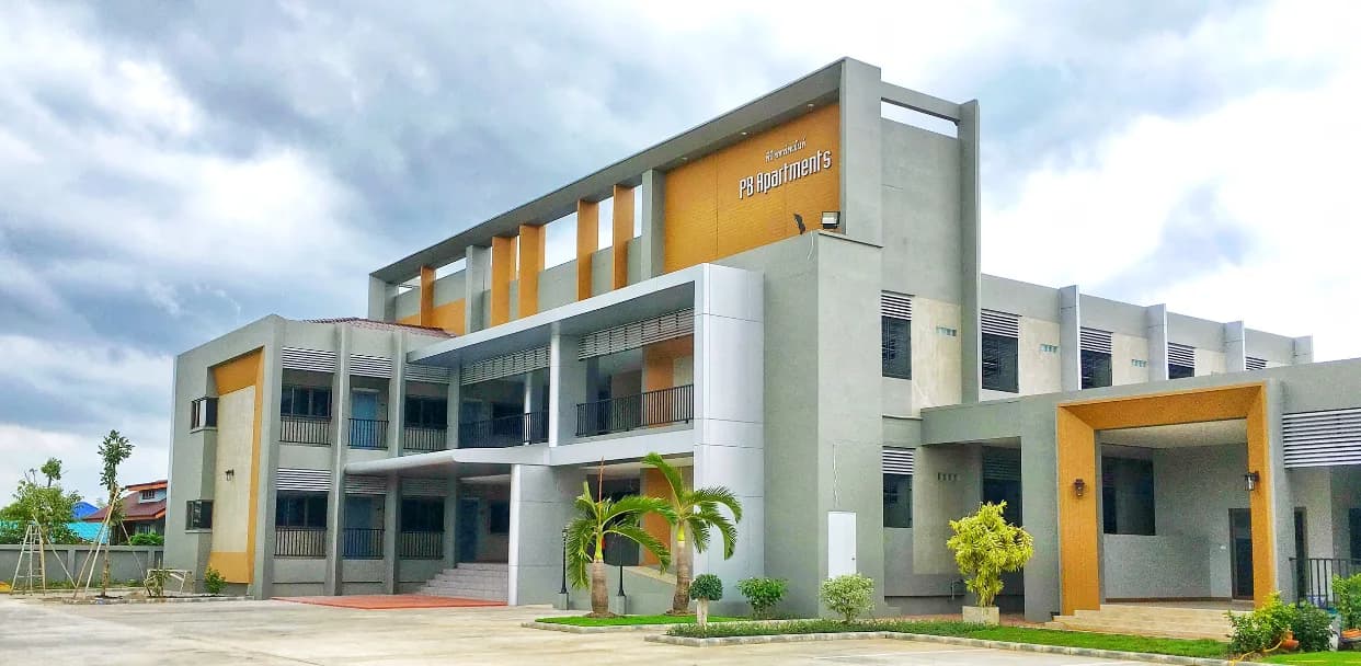 PB Apartments, Krathum Baen: मासिक किराए पर 32 वर्ग मीटर के फ़र्निश्ड कमरे, बीच में बगीचे के साथ, Wat Nang Sao के पास फ़ोटो 2