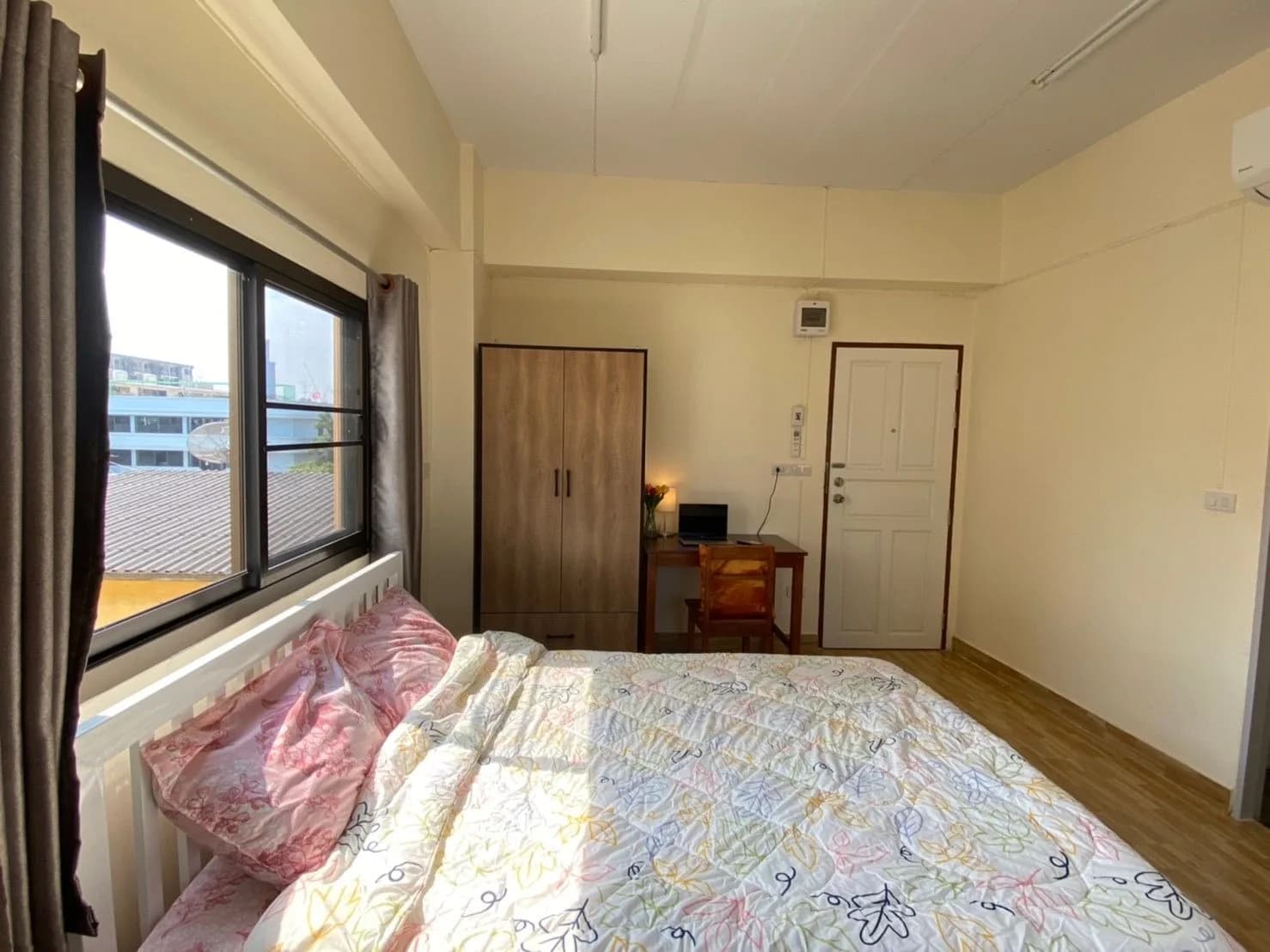 ผ่องกุล อพาร์ทเมนท์ (Phongkun Apartment) ซอยเจริญราษฎร์ 3 (ซอยวัดปรก) สาทร ห้องพักรายเดือน 22–26 ตร.ม. มีระเบียง ห่าง BTS สุรศักดิ์ประมาณ 800 ม. รูปที่ 4