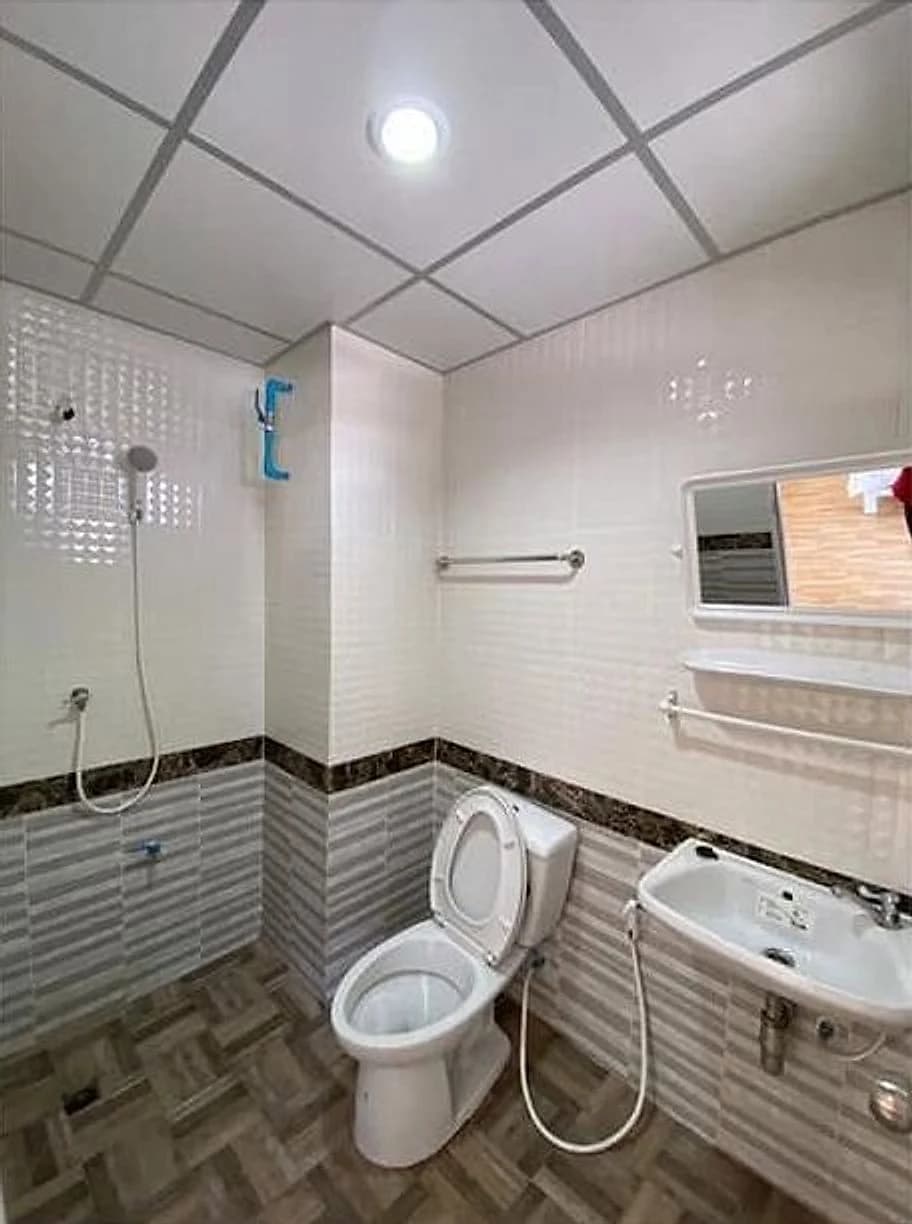 ผ่องกุล อพาร์ทเมนท์ (Phongkun Apartment) ซอยเจริญราษฎร์ 3 (ซอยวัดปรก) สาทร ห้องพักรายเดือน 22–26 ตร.ม. มีระเบียง ห่าง BTS สุรศักดิ์ประมาณ 800 ม. รูปที่ 8