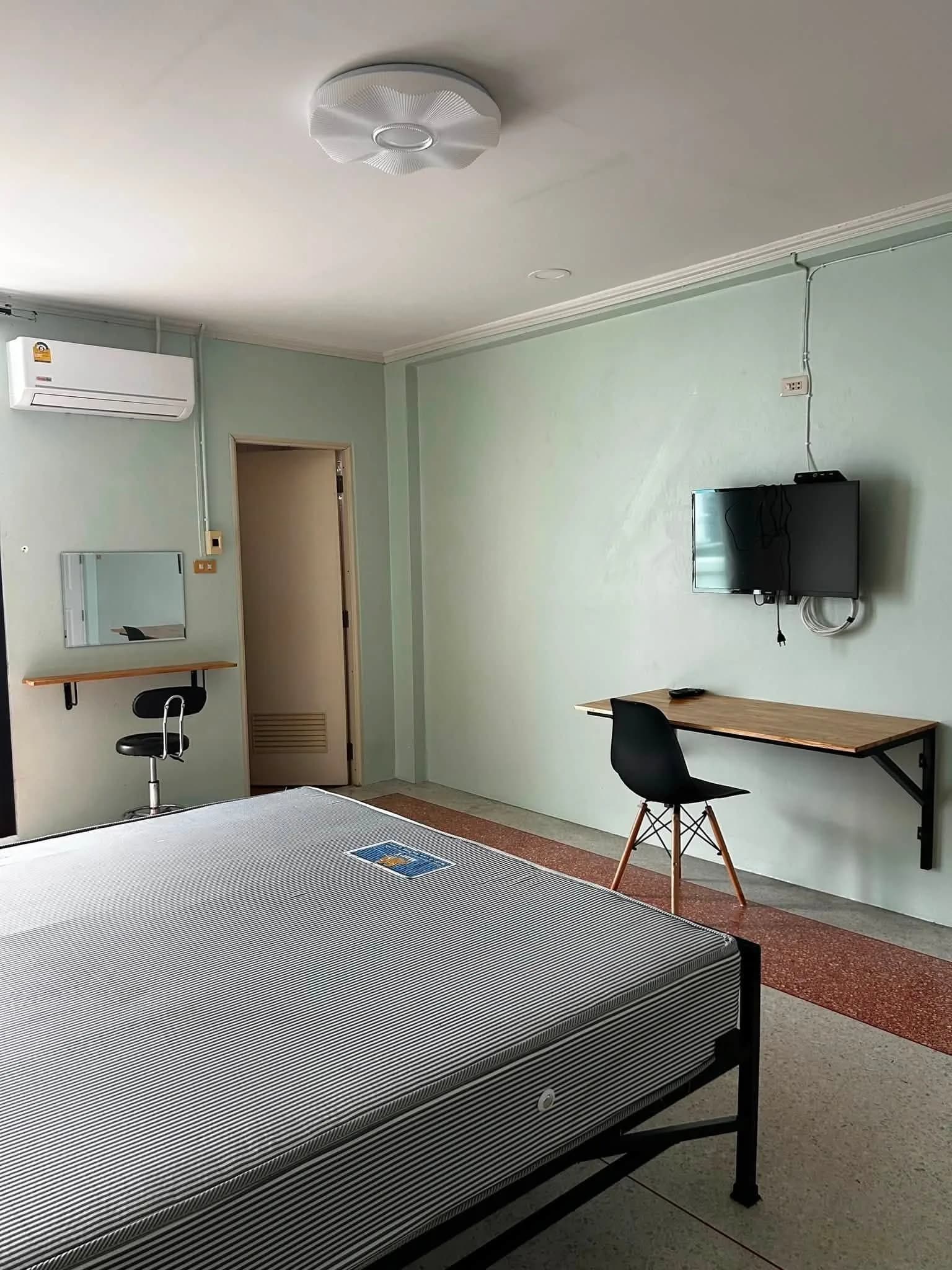 Piyawadee Mansion, Ratchaburi Town: Monthly Air-Con Rooms near Sanam Ya Market photo 7