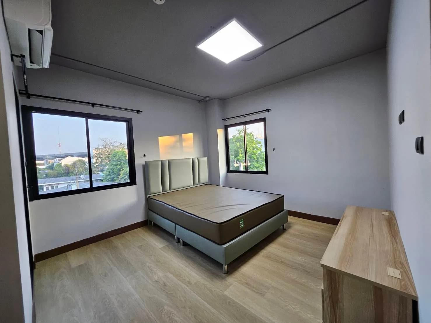 Disewakan Kamar Bulanan Furnished Lengkap dengan Ruang Fitnes di PP Residence, Sukhumvit 62, Dekat BTS Bang Chak foto 4