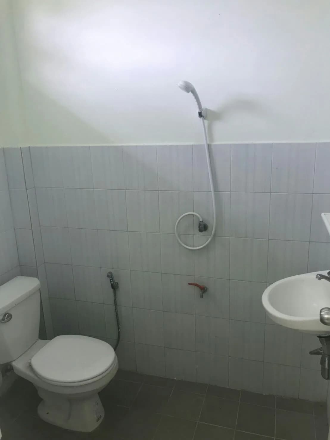 Premvadee Dormitory، Kham Yai، Ubon: غرف للإيجار الشهري بمساحة 15-17 م² قرب مكتب بلدية ناحية Kham Yai صورة 8