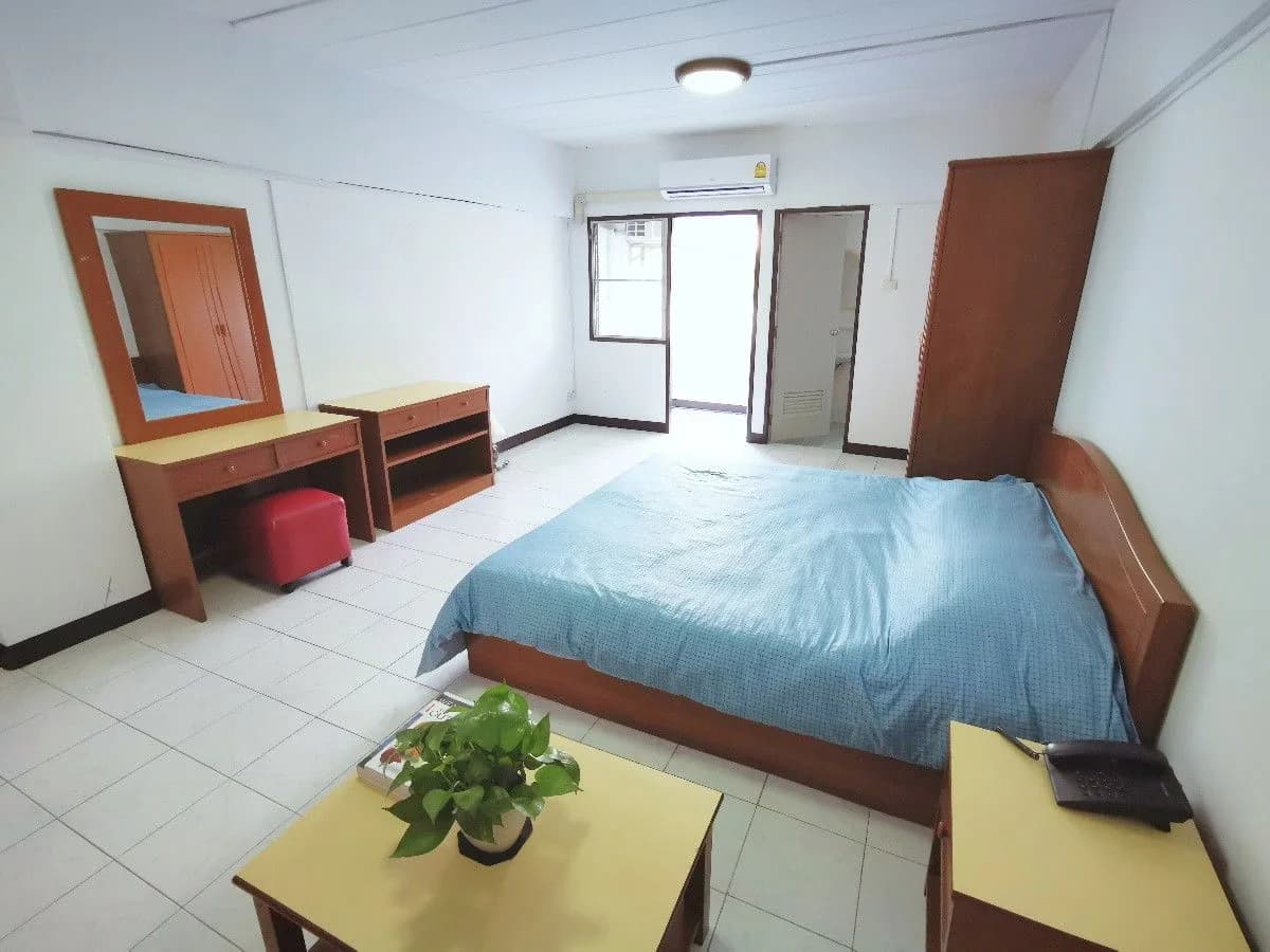 PV Apartment، Soi Inthamara 12، Sutthisan–Ari: استوديوهات مفروشة للإيجار الشهري بمساحة 28–32 م² في مبنيين مزوّدين بمصاعد صورة 5