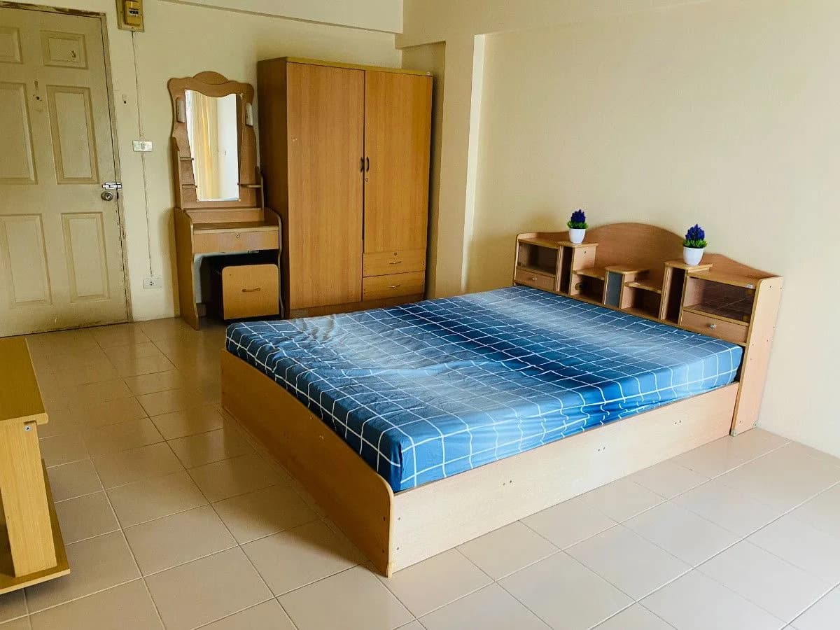 Ratchana Place, Bang Bo: Monthly Rooms of 23 sq.m. with a Free Gym near Assumption University (ABAC) photo 1