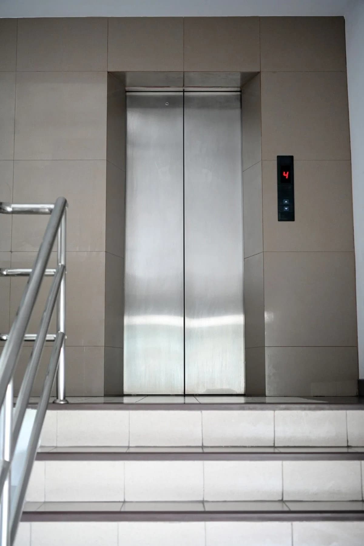 غرف للإيجار الشهري بمساحة 26-30 م² في مبنيين ضمن Ratchapruek Place Apartment، Soi Mahasawat 4، Bang Kruai، Nonthaburi، قرب Central Westville صورة 5