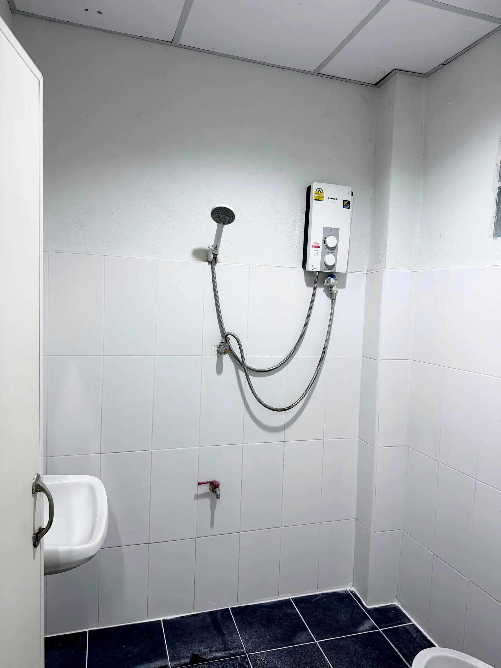 Rintrrada Place, Saraphi: Kamar AC Bulanan Dekat Stasiun Kereta Api Saraphi foto 3